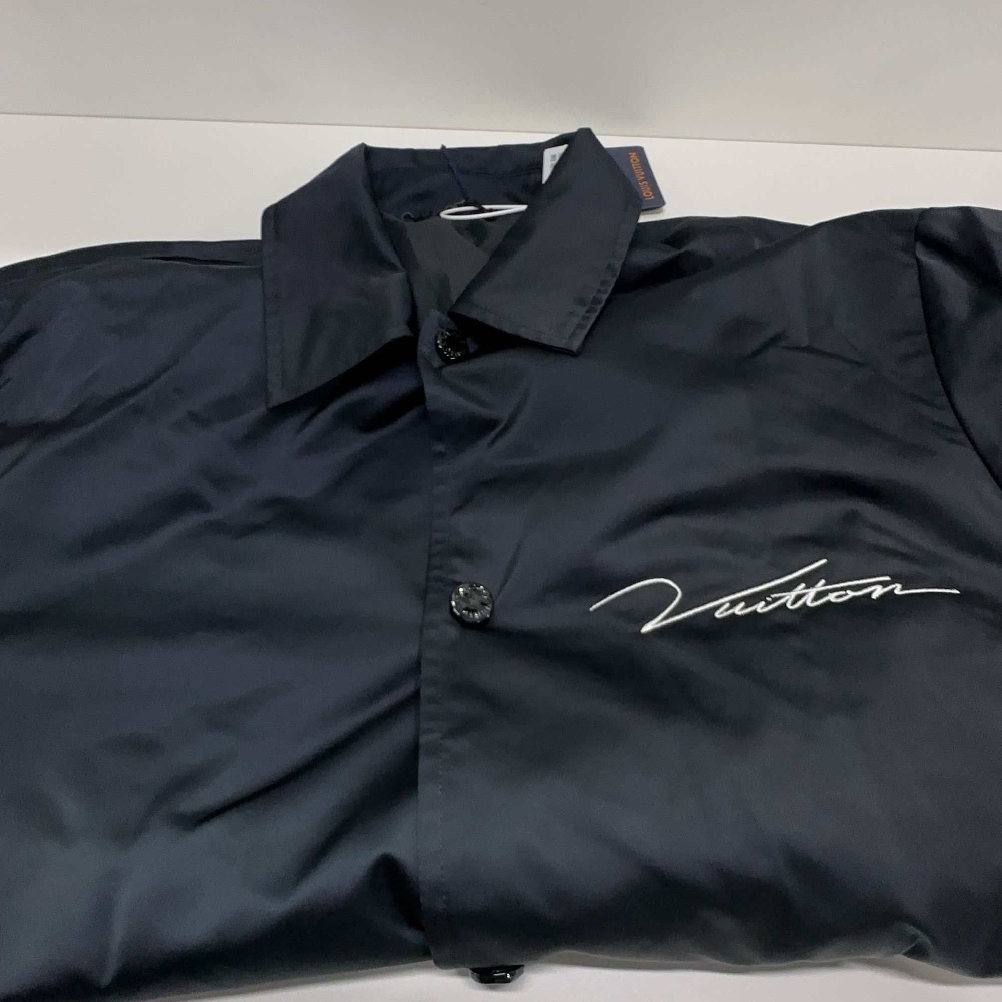 Louis Vuitton Louis Vuitton Logo Embroidery Coach Jacket EU 48 Size US M / EU 48-50 / 2 - 9 Thumbnail