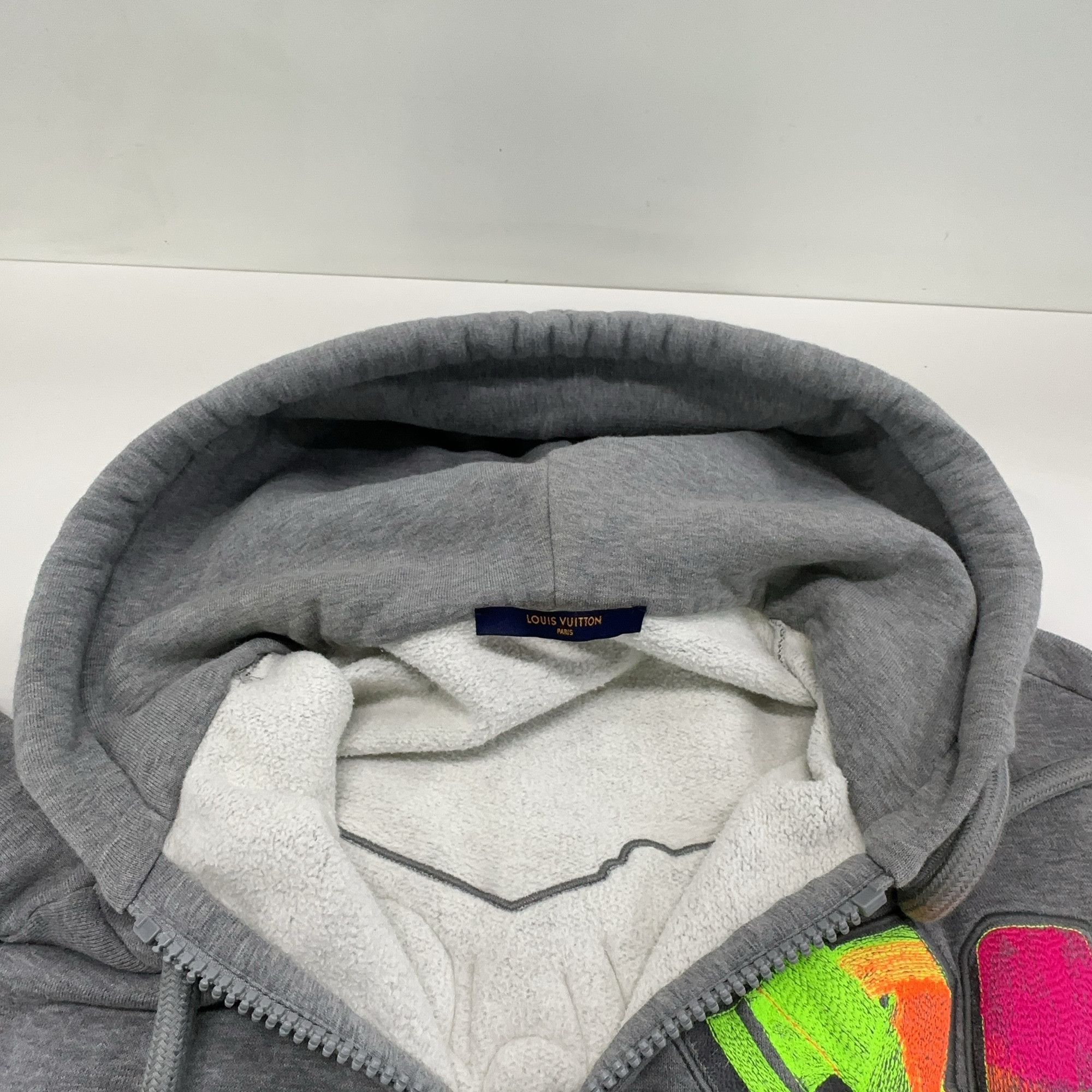 Louis Vuitton Louis Vuitton Applique Zip-Up Hoodie Gray S Size US S / EU 44-46 / 1 - 5 Thumbnail