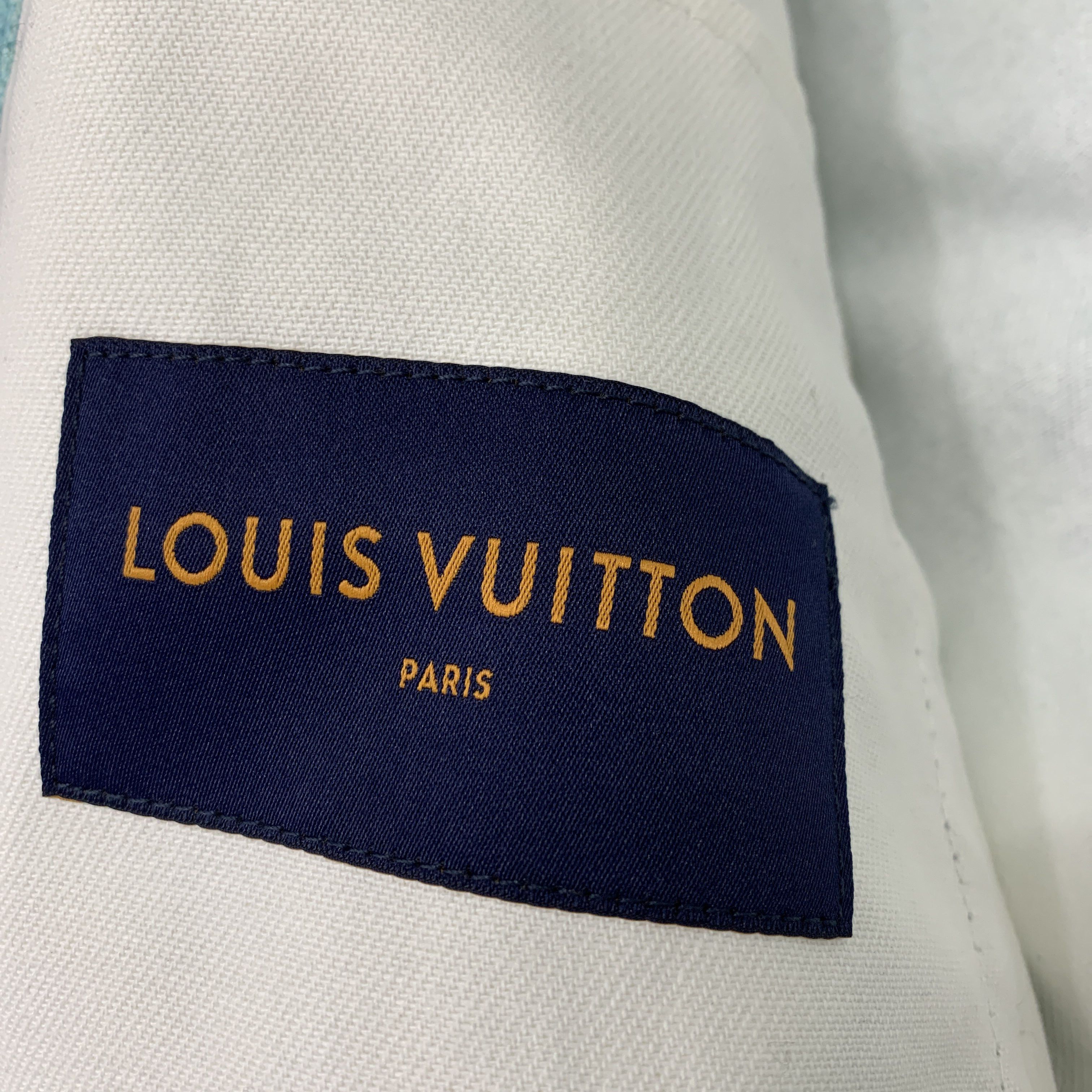 Louis Vuitton Louis Vuitton SS23 Spray Paint Denim Jacket 44 Size US S / EU 44-46 / 1 - 2 Thumbnail