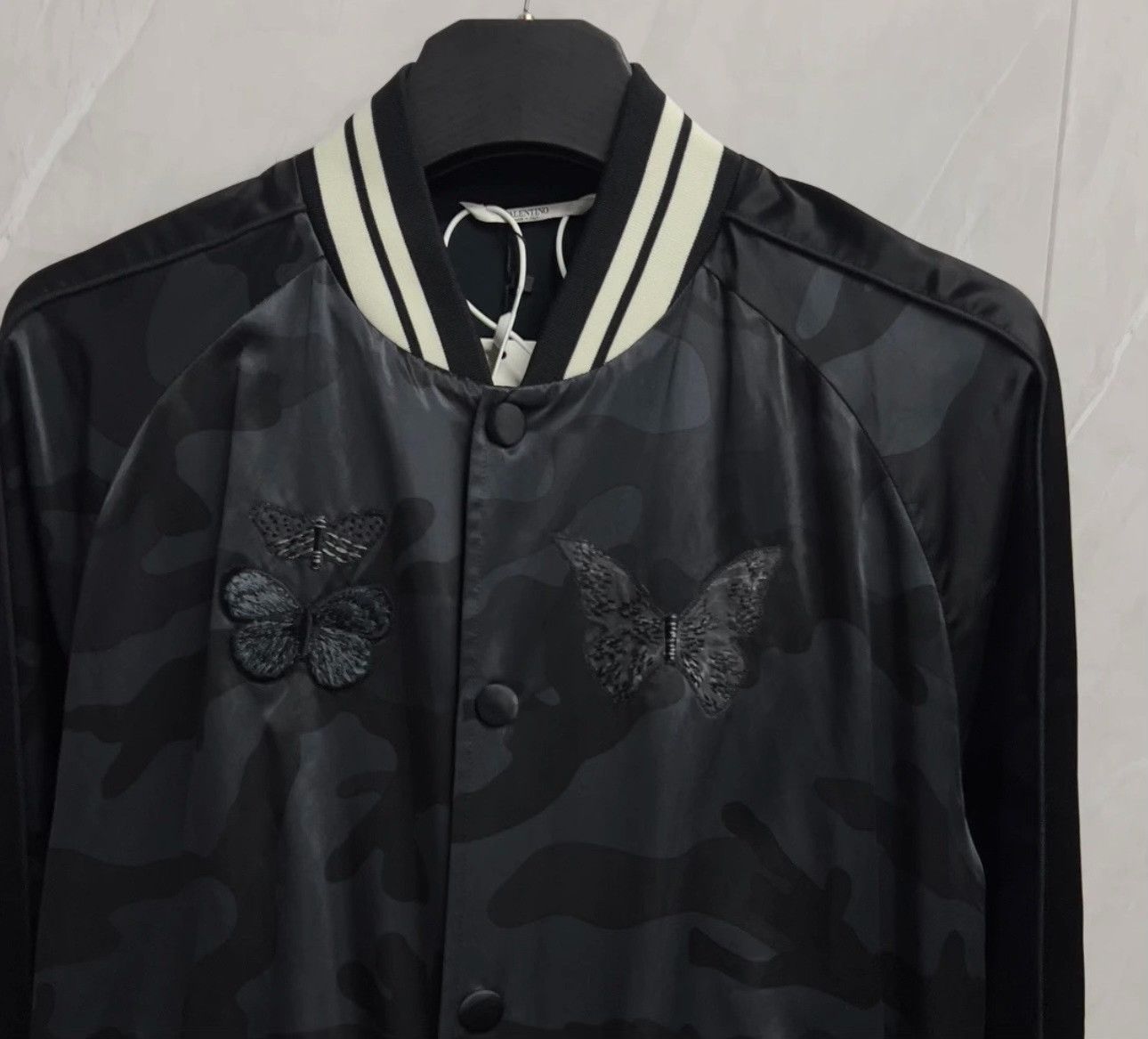 Valentino Valentino Butterfly Embroidered Bomber Jacket 46 Size US S / EU 44-46 / 1 - 4 Thumbnail