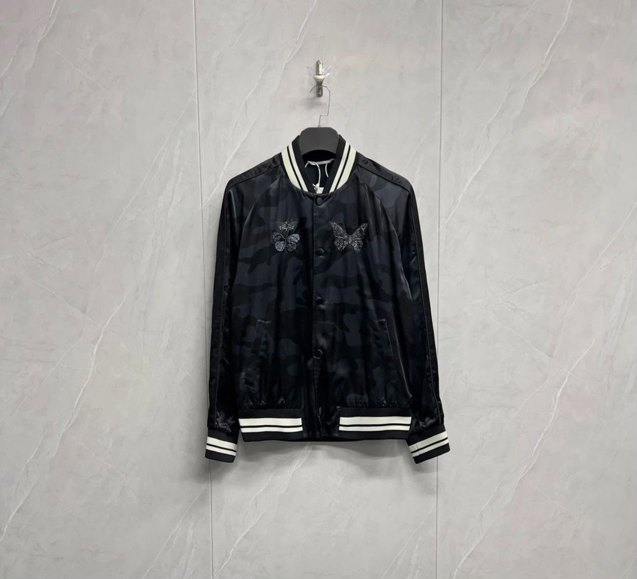 Valentino Valentino Butterfly Embroidered Bomber Jacket 46 Size US S / EU 44-46 / 1 - 2 Thumbnail