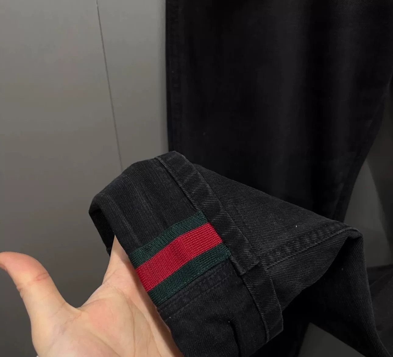 Gucci Gucci Web Stripe Detail Washed Jeans Size 36 Size US 36 / EU 52 - 3 Thumbnail