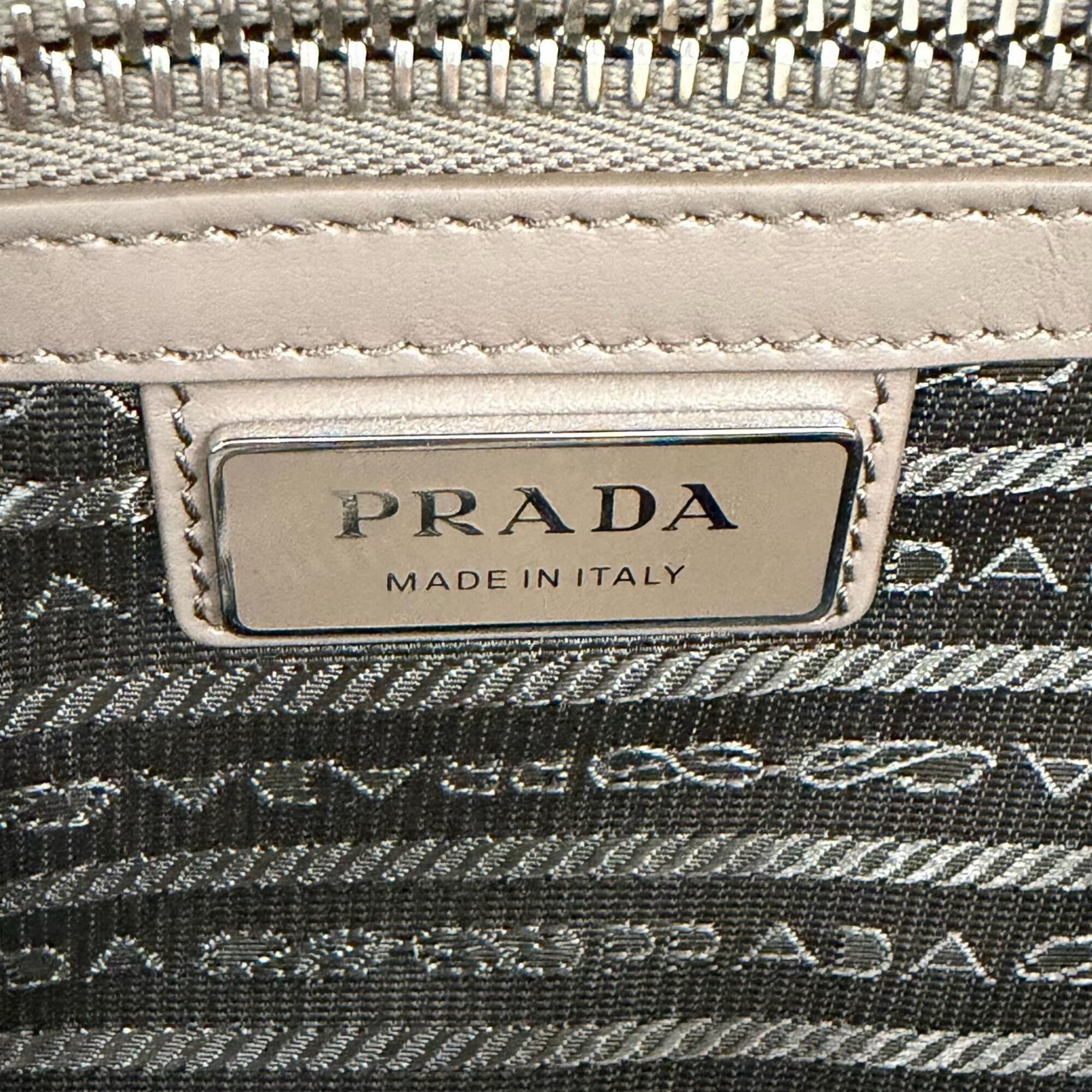Prada PRADA 2VH181 Triangle Logo Trick Charm Vitello Daino Leather Shoulder Bag, Greige, Made in Italy, Women's, Comes with Dust Highly Recommended! Size ONE SIZE - 11 Thumbnail