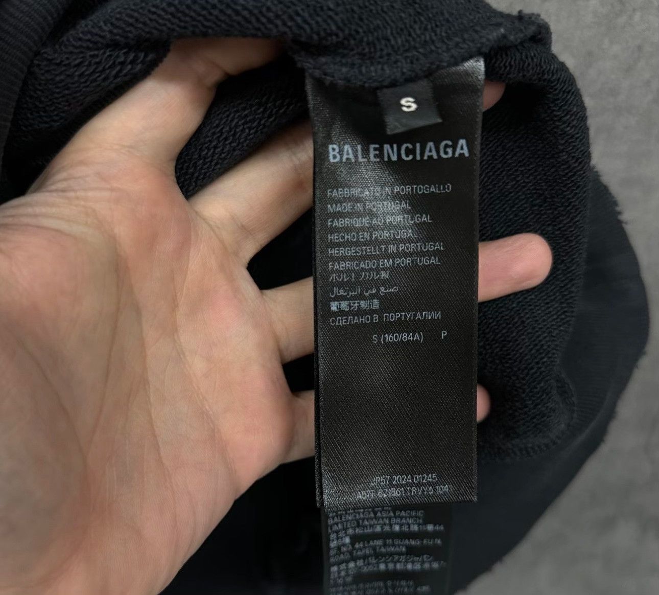 Balenciaga Balenciaga Graphic Logo Printed Hoodie Size S Size US S / EU 44-46 / 1 - 5 Thumbnail