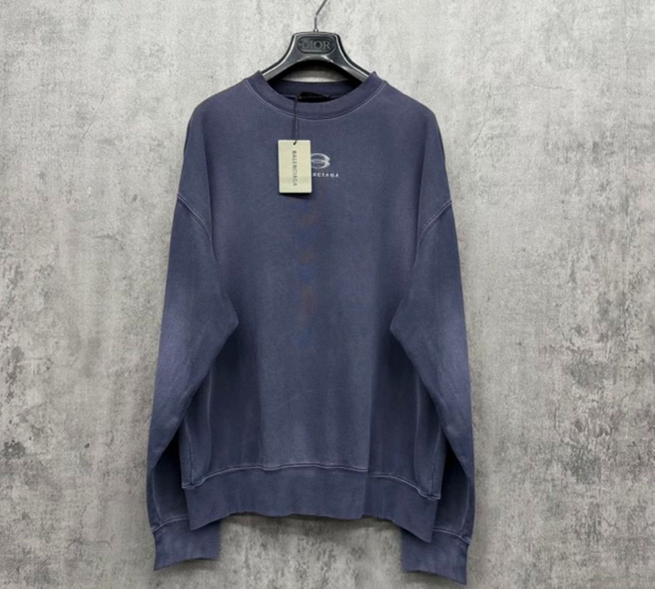 Balenciaga Balenciaga Washed Logo Embroidered Sweatshirt S Size US S / EU 44-46 / 1 - 2 Thumbnail