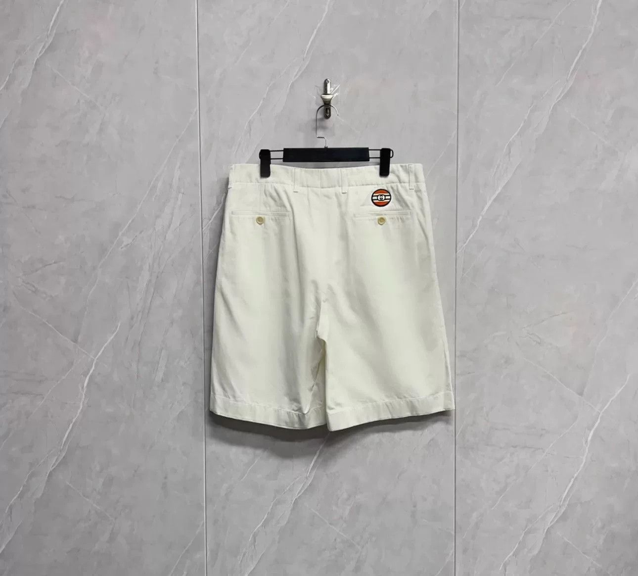 Gucci Gucci Logo Patch Denim Shorts Size 34 Size US 34 / EU 50 - 2 Thumbnail