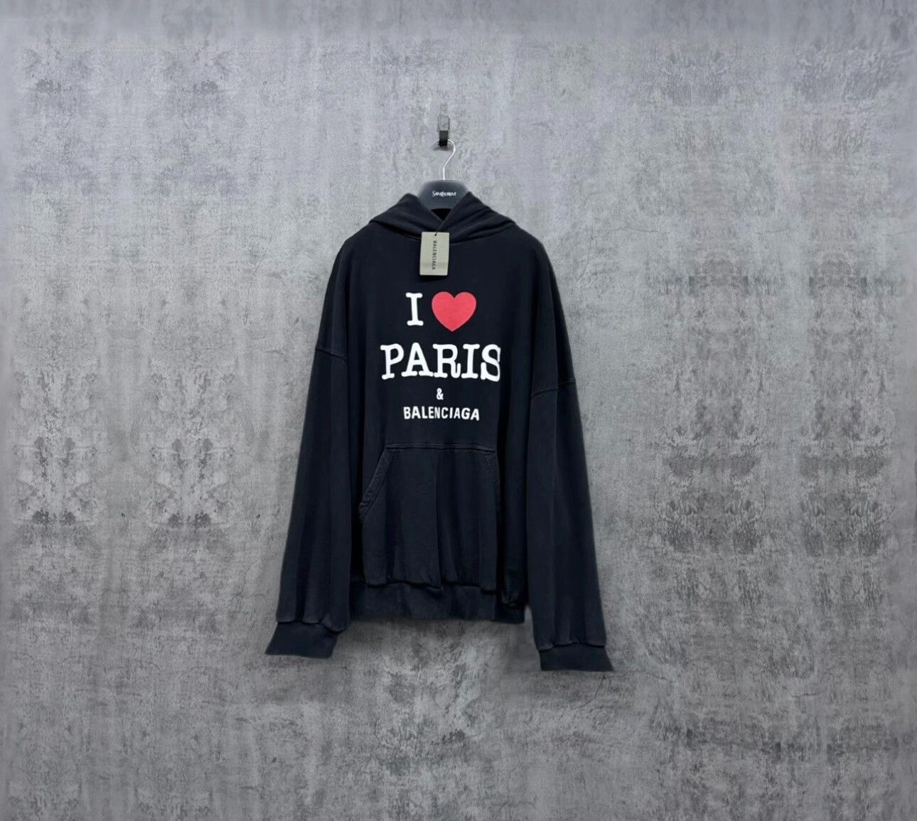 Balenciaga Balenciaga I Love Paris Washed Logo Hoodie Size S Size US S / EU 44-46 / 1 - 2 Thumbnail