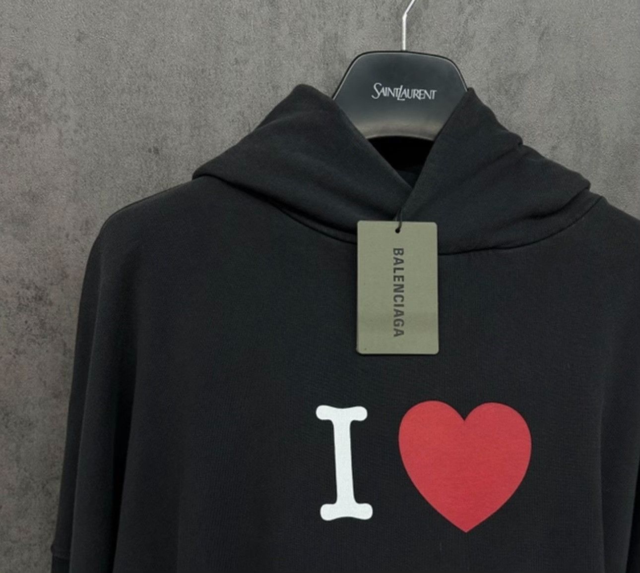 Balenciaga Balenciaga I Love Paris Washed Logo Hoodie Size S Size US S / EU 44-46 / 1 - 4 Thumbnail
