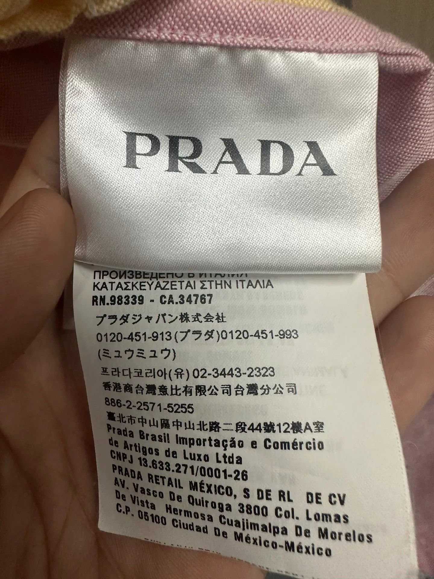 Prada Prada Patchwork Colorblock Graphic Shirt Size 40 Size US M / EU 48-50 / 2 - 4 Thumbnail