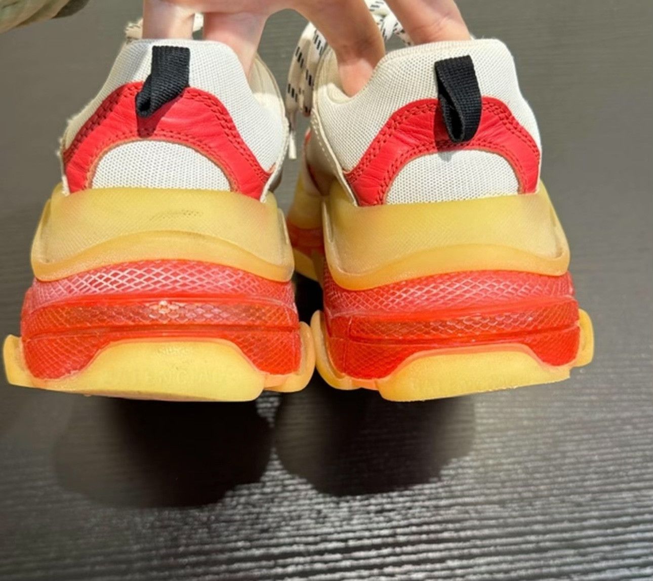 Balenciaga Balenciaga Distressed Triple S White Red Sneakers 39 Size US 6 / EU 39 - 5 Thumbnail