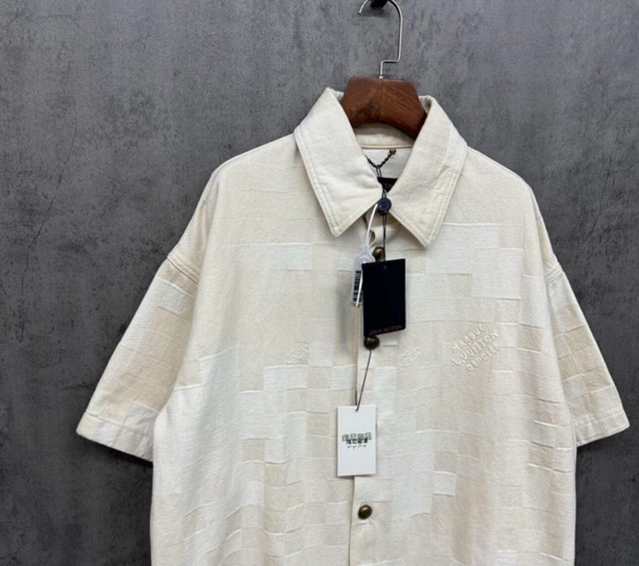 Louis Vuitton Louis Vuitton Damier Embroidered Denim Shirt M Size US M / EU 48-50 / 2 - 3 Thumbnail