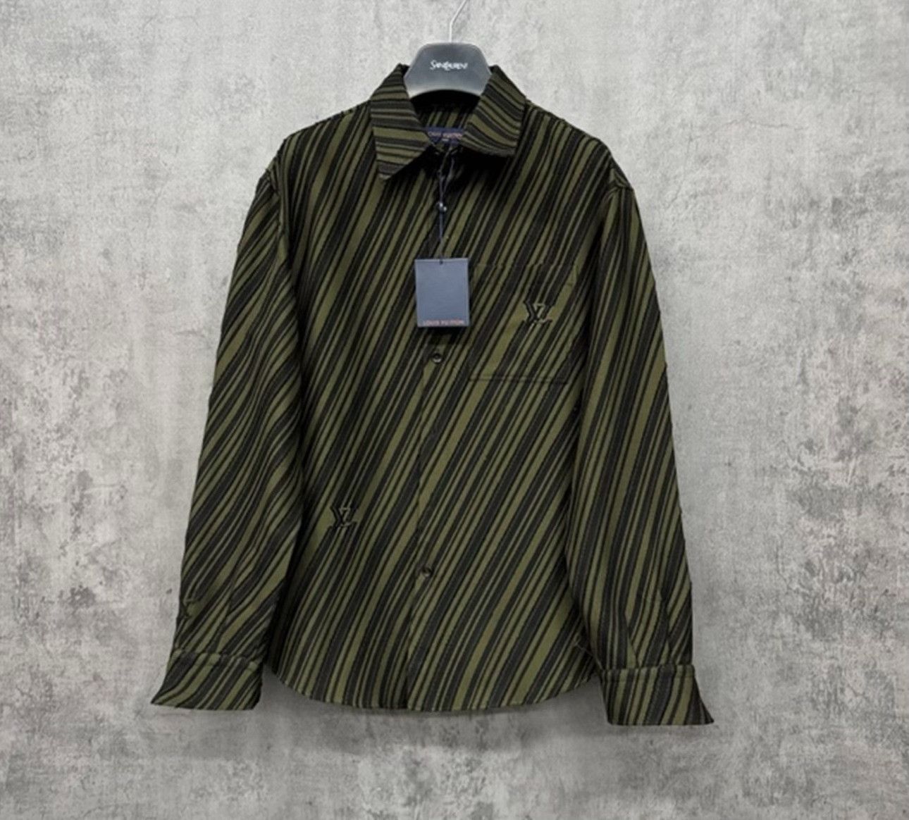 Louis Vuitton Louis Vuitton Striped Logo Shirt Jacket XL Size US XL / EU 56 / 4 - 2 Thumbnail