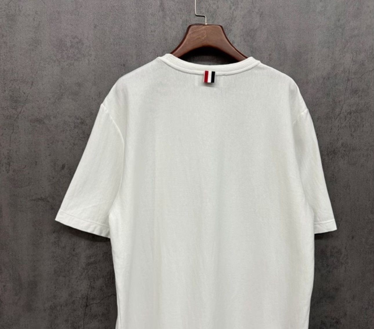 Thom Browne Thom Browne Stripe Detail T-Shirt Size US L Size US L / EU 52-54 / 3 - 5 Thumbnail