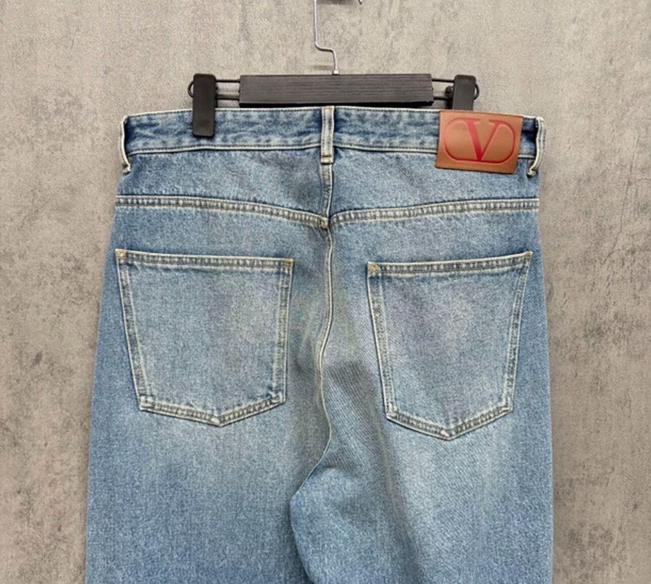 Valentino Valentino Washed Straight Leg Denim Jeans 32 Size US 32 / EU 48 - 3 Thumbnail