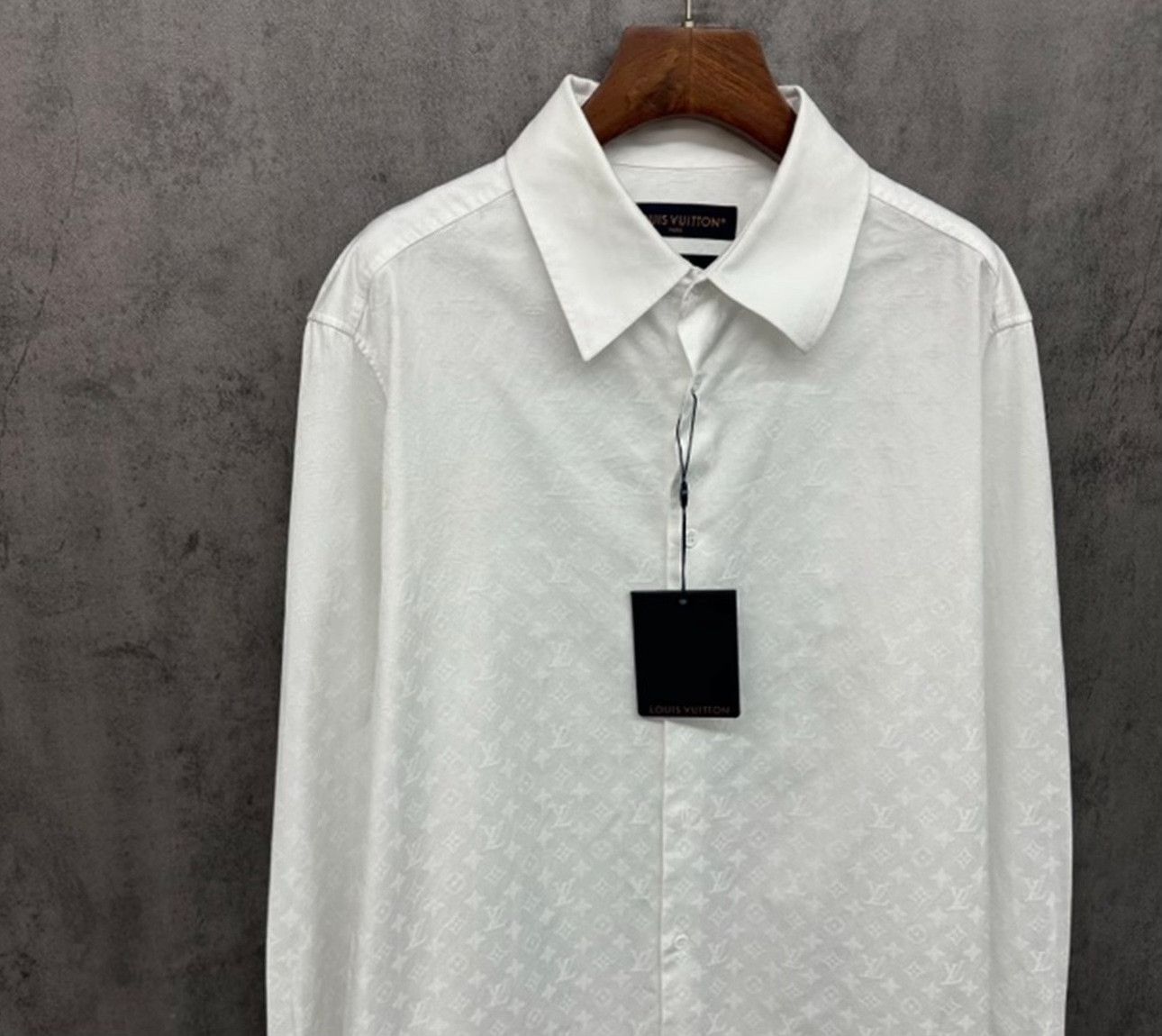 Louis Vuitton Louis Vuitton Monogram Shirt 41 Size US L / EU 52-54 / 3 - 3 Thumbnail