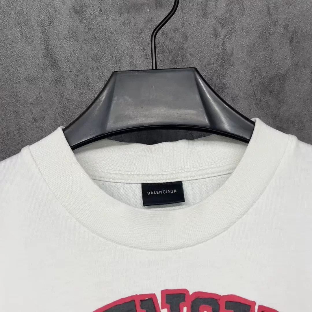 Balenciaga Balenciaga Crest Logo T-Shirt Size 10 Size XS / US 0-2 / IT 36-38 - 4 Thumbnail
