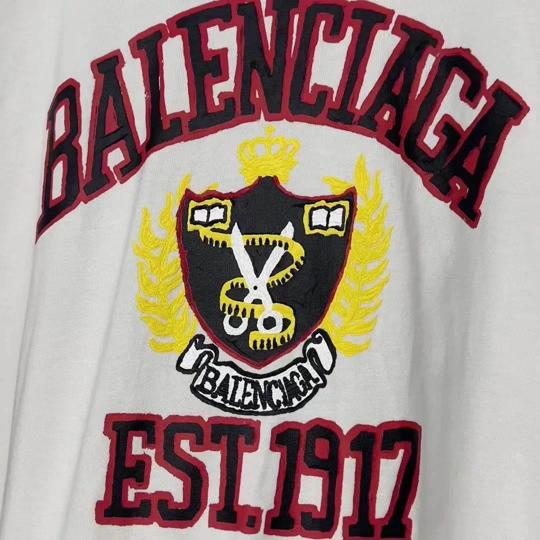Balenciaga Balenciaga Crest Logo T-Shirt Size 10 Size XS / US 0-2 / IT 36-38 - 3 Thumbnail