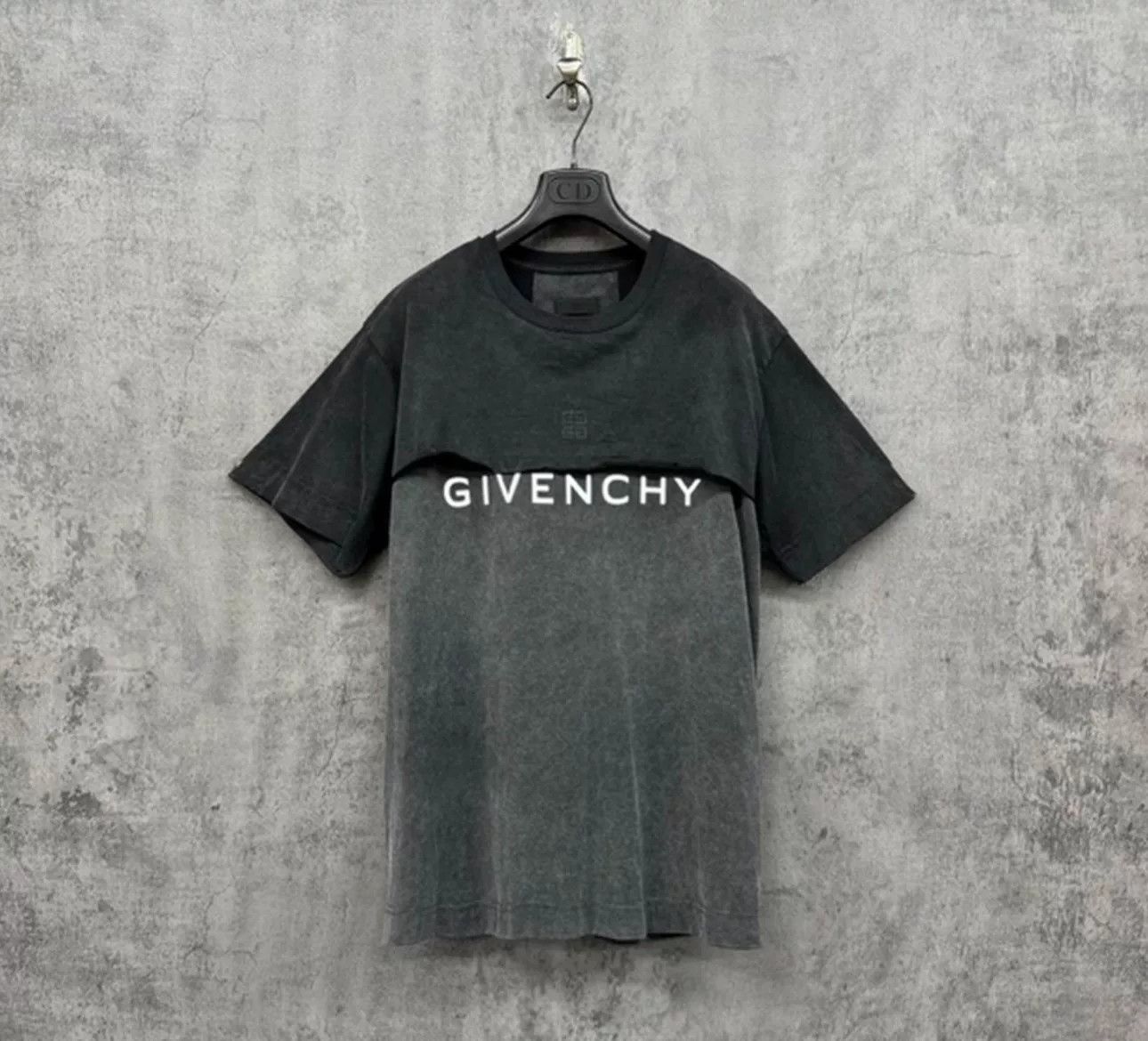 Givenchy Givenchy Layered Logo Washed T-Shirt Size S Size US S / EU 44-46 / 1 - 2 Thumbnail