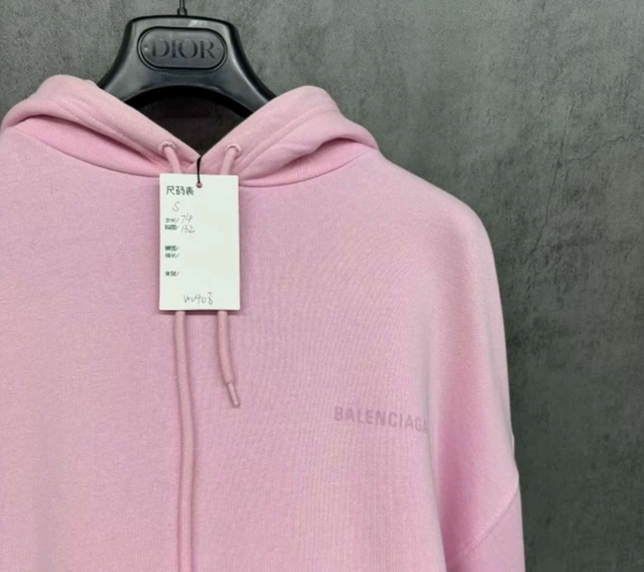 Balenciaga Balenciaga Back Logo Pink Hoodie Size S Size US S / EU 44-46 / 1 - 6 Thumbnail