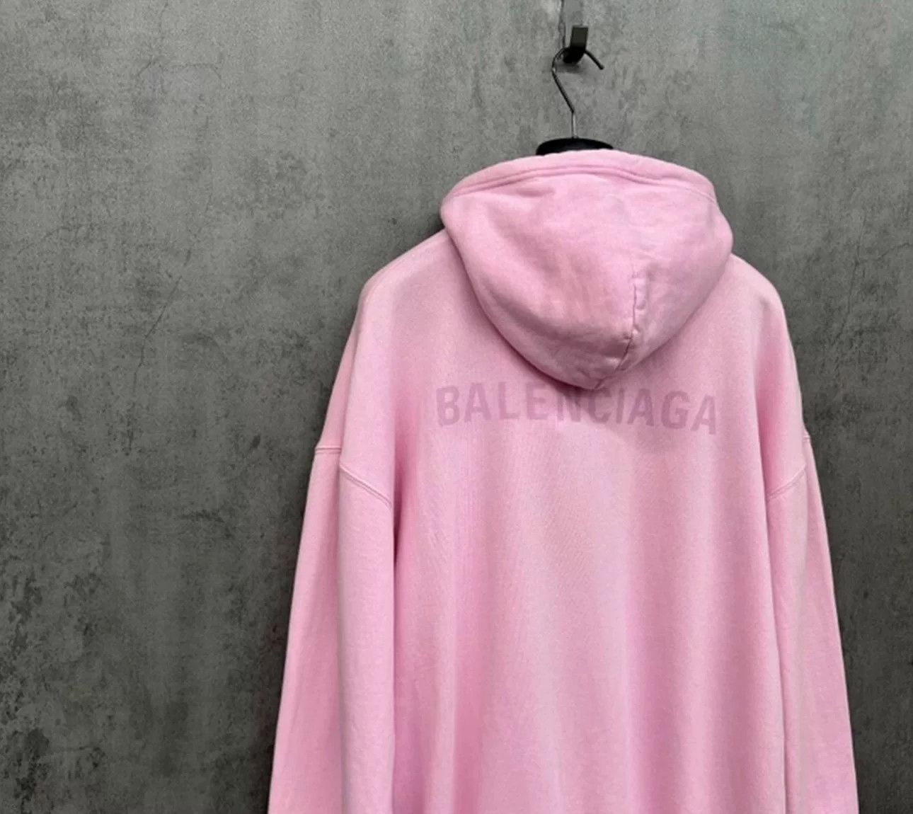 Balenciaga Balenciaga Back Logo Pink Hoodie Size S Size US S / EU 44-46 / 1 - 5 Thumbnail