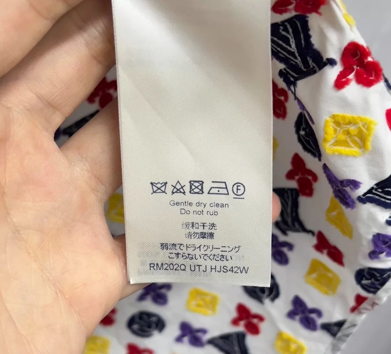 Louis Vuitton Louis Vuitton Monogram Embroidered Short Sleeve Shirt XXL Size US XXL / EU 58 / 5 - 5 Thumbnail