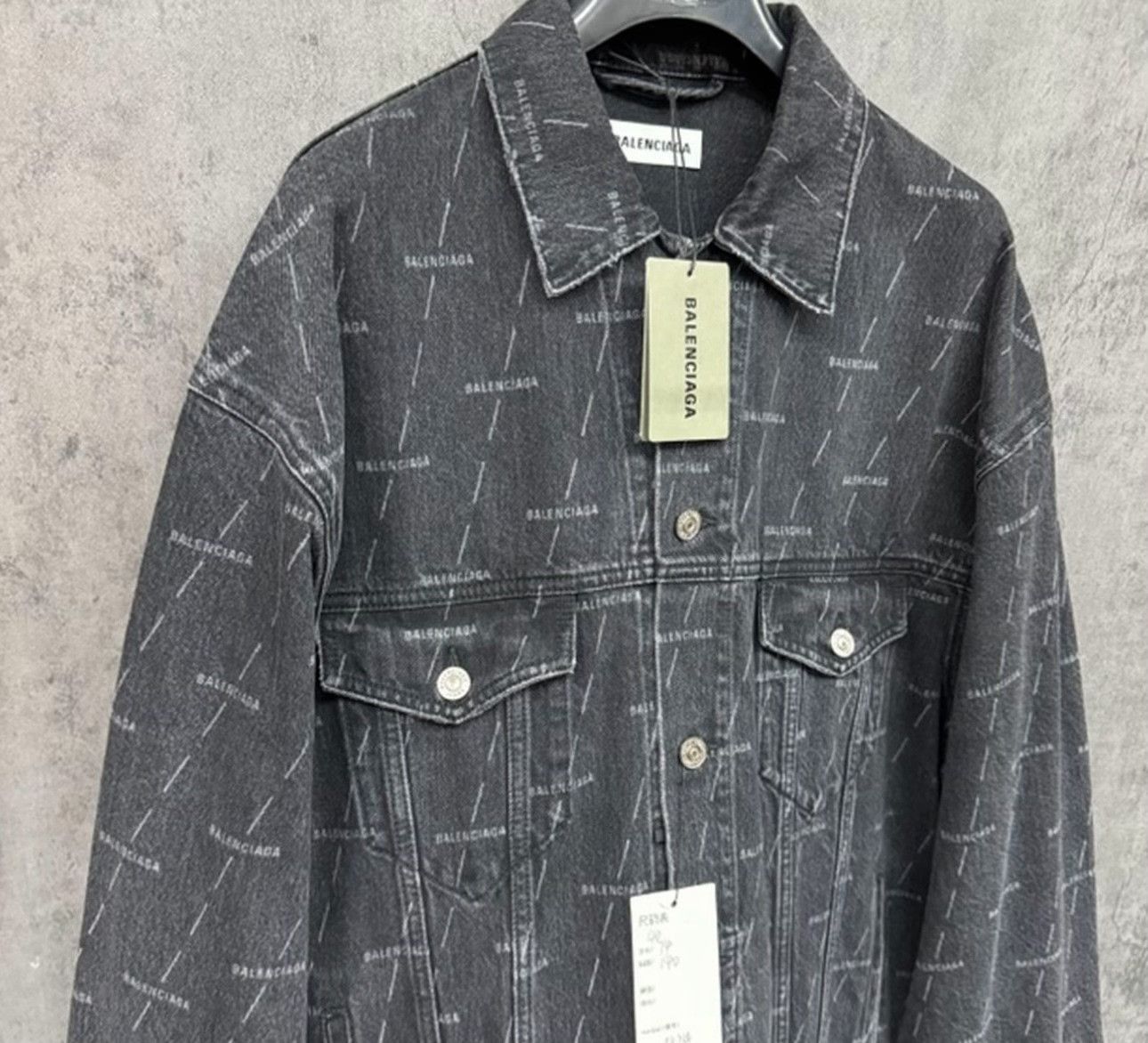 Balenciaga Balenciaga All Over Logo Denim Jacket 40 Size US XXS / EU 40 - 3 Thumbnail