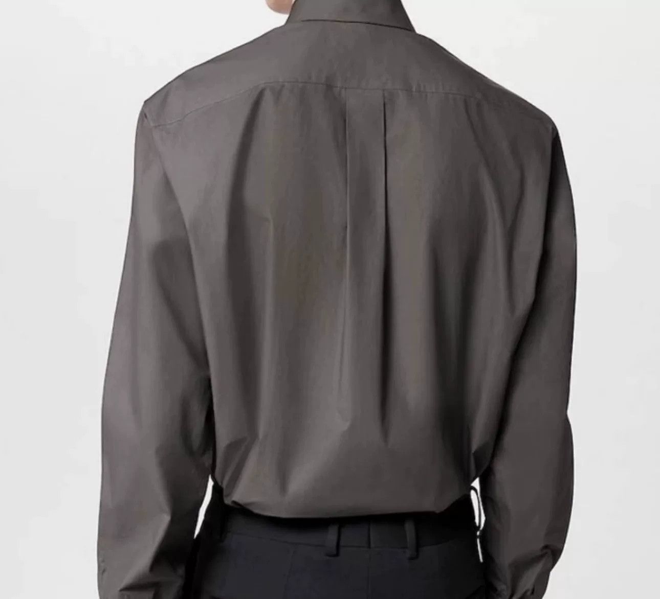 Louis Vuitton Louis Vuitton Hardware Logo Shirt Size L Size US L / EU 52-54 / 3 - 4 Thumbnail