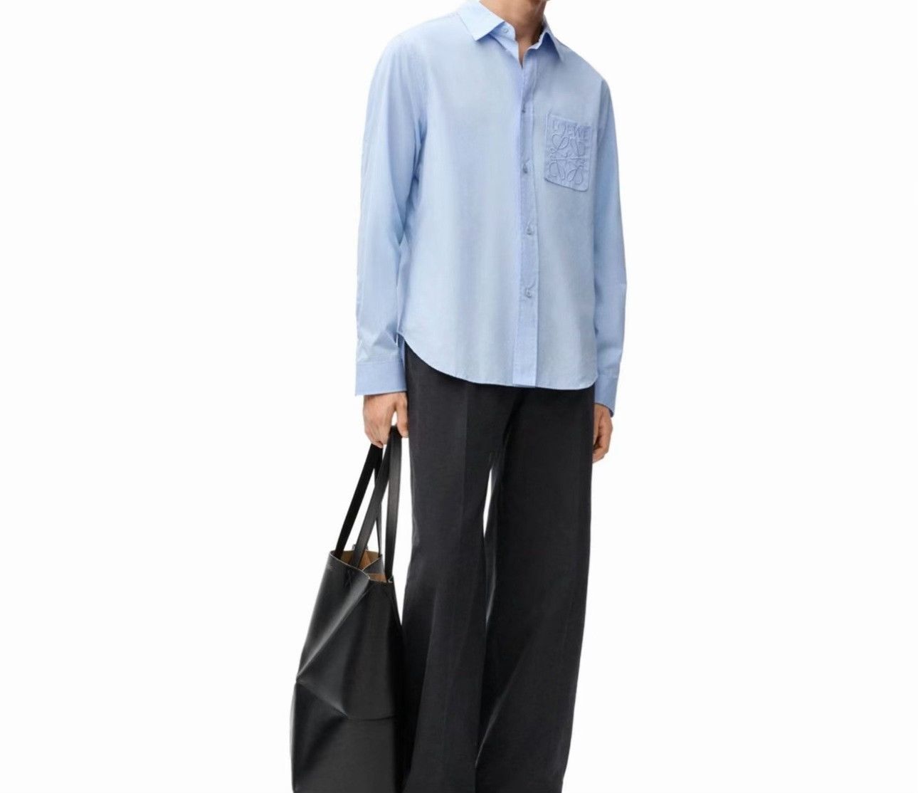 Loewe Loewe Anagram Embossed Logo Shirt 38 Size US S / EU 44-46 / 1 - 3 Thumbnail