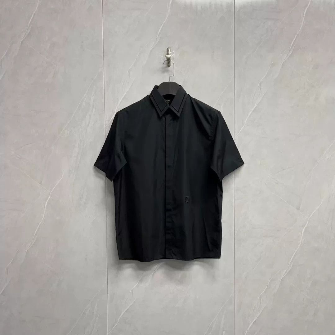 Fendi Fendi Perforated Logo Short Sleeve Shirt 38 Size US S / EU 44-46 / 1 - 2 Thumbnail