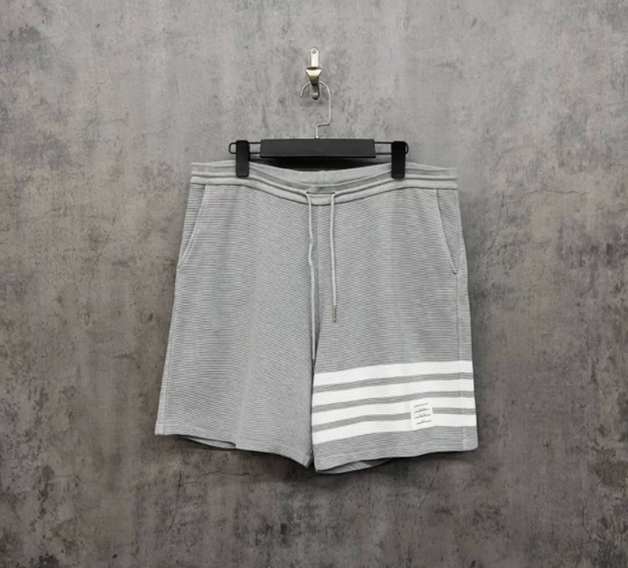 Thom Browne Thom Browne Waffle Knit 4-Bar Shorts Size 5 Size US 38 / EU 54 - 2 Thumbnail