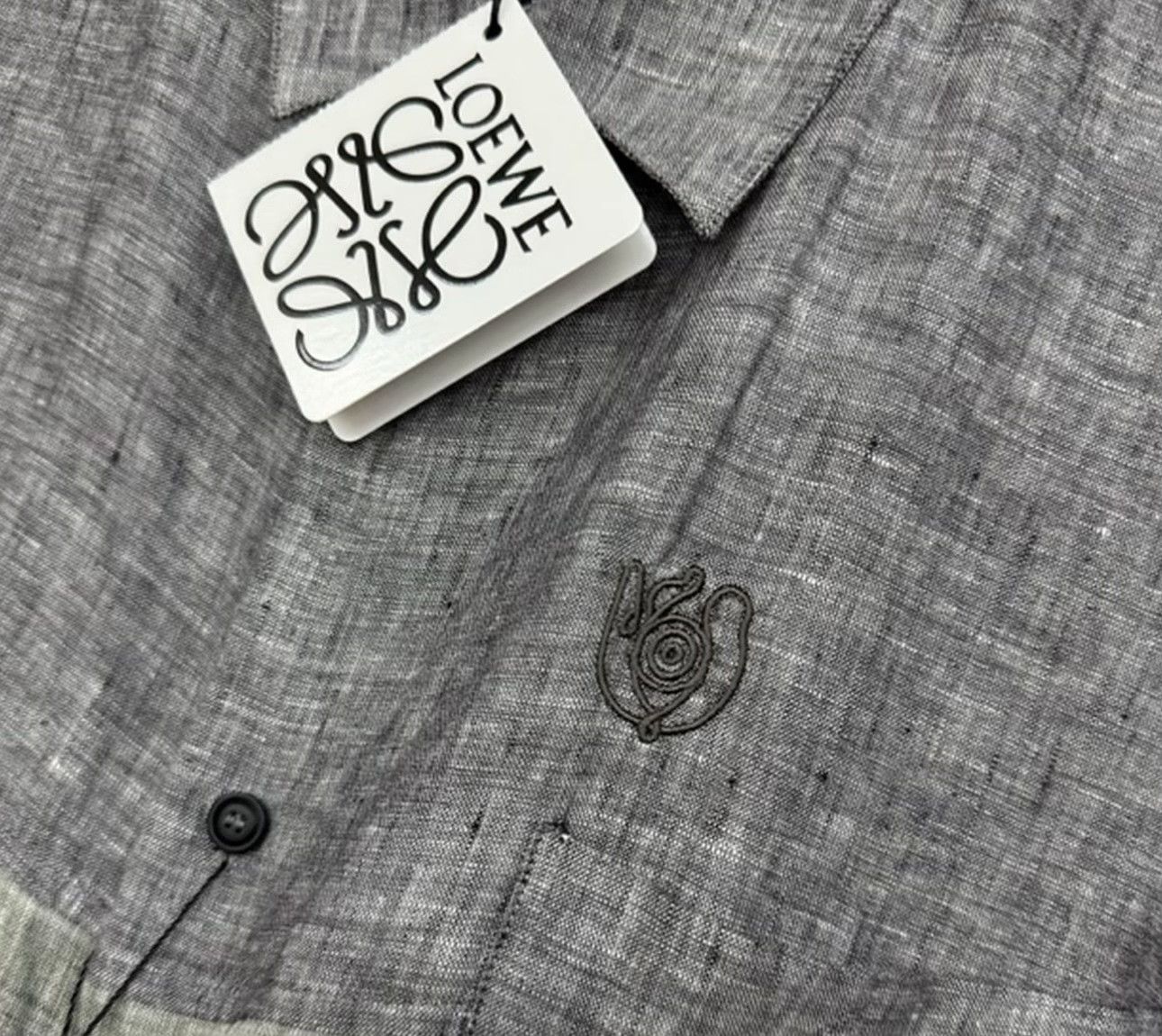 Loewe Loewe Patchwork Linen Anagram Logo Shirt XL Size US XL / EU 56 / 4 - 4 Thumbnail