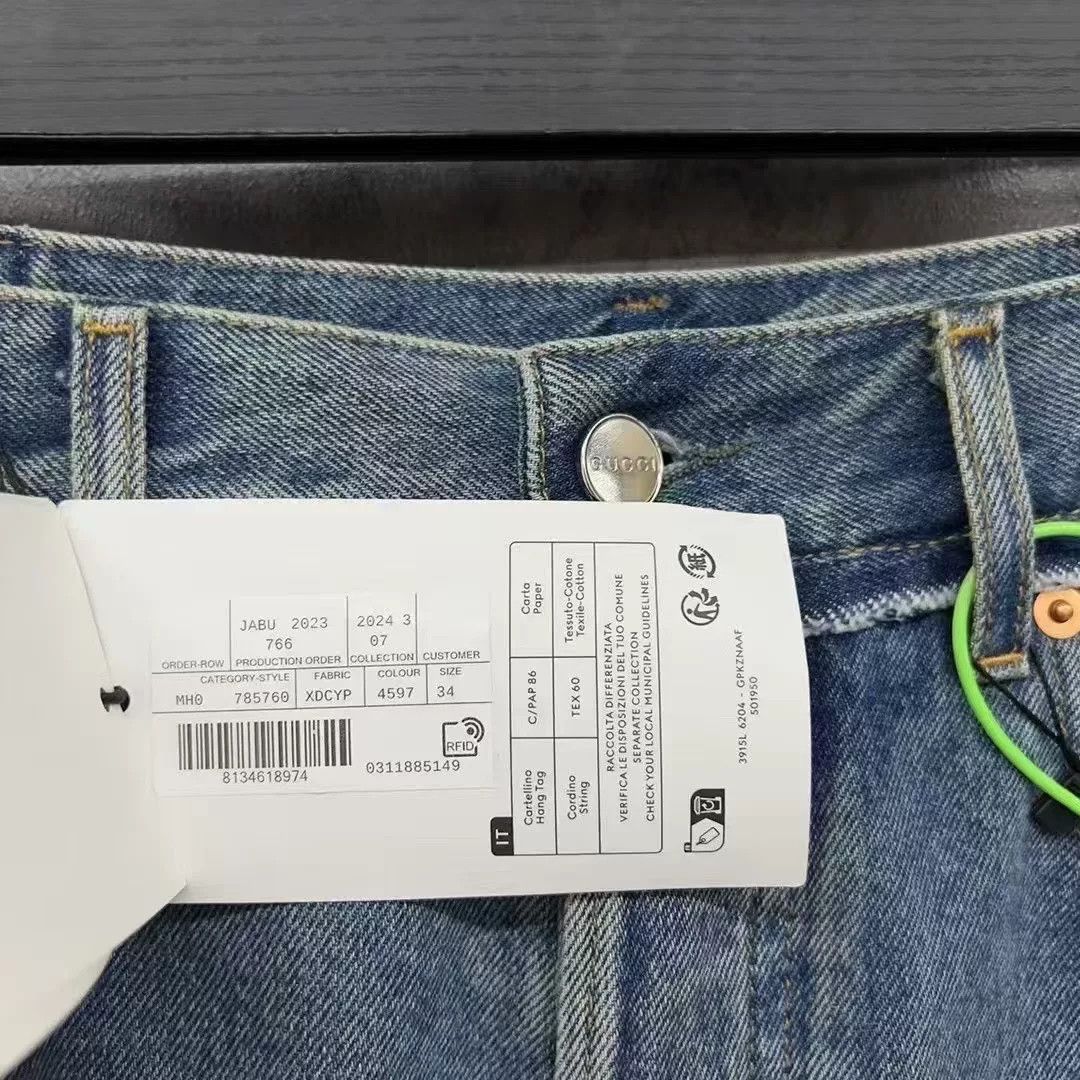 Gucci Gucci Washed Logo Patch Denim Shorts 34 Size US 34 / EU 50 - 4 Thumbnail