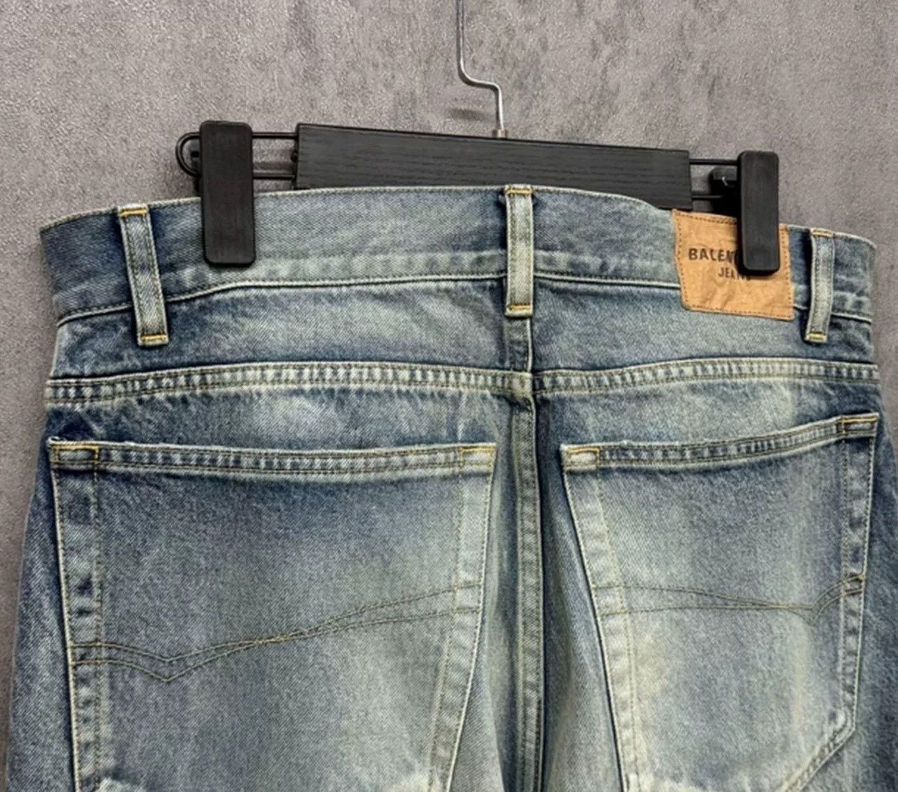 Balenciaga Balenciaga Washed Rippled Denim Jeans Size S Size US 30 / EU 46 - 3 Thumbnail