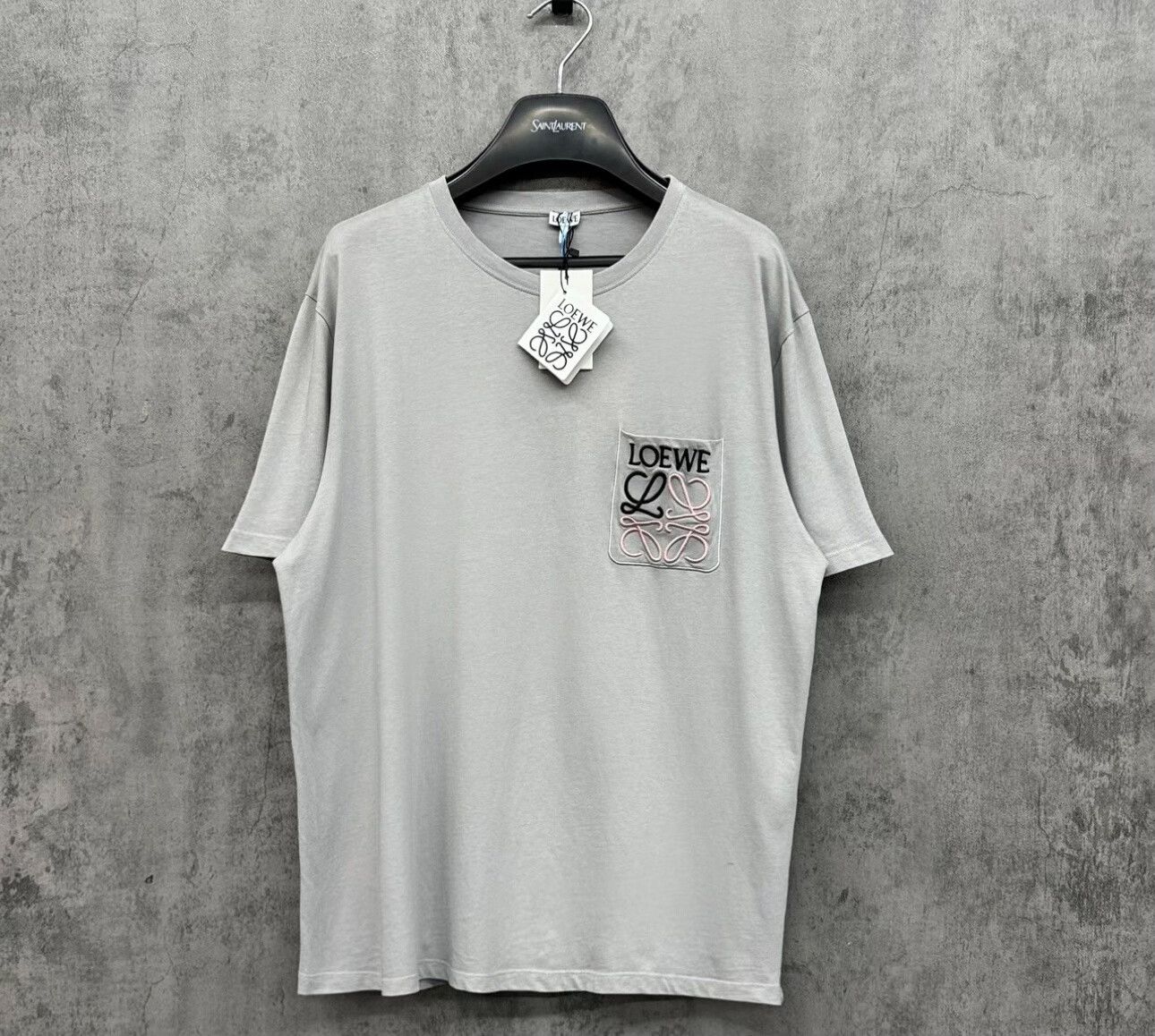 Loewe Loewe Embroidered Anagram Pocket T-Shirt XL Size US XL / EU 56 / 4 - 2 Thumbnail