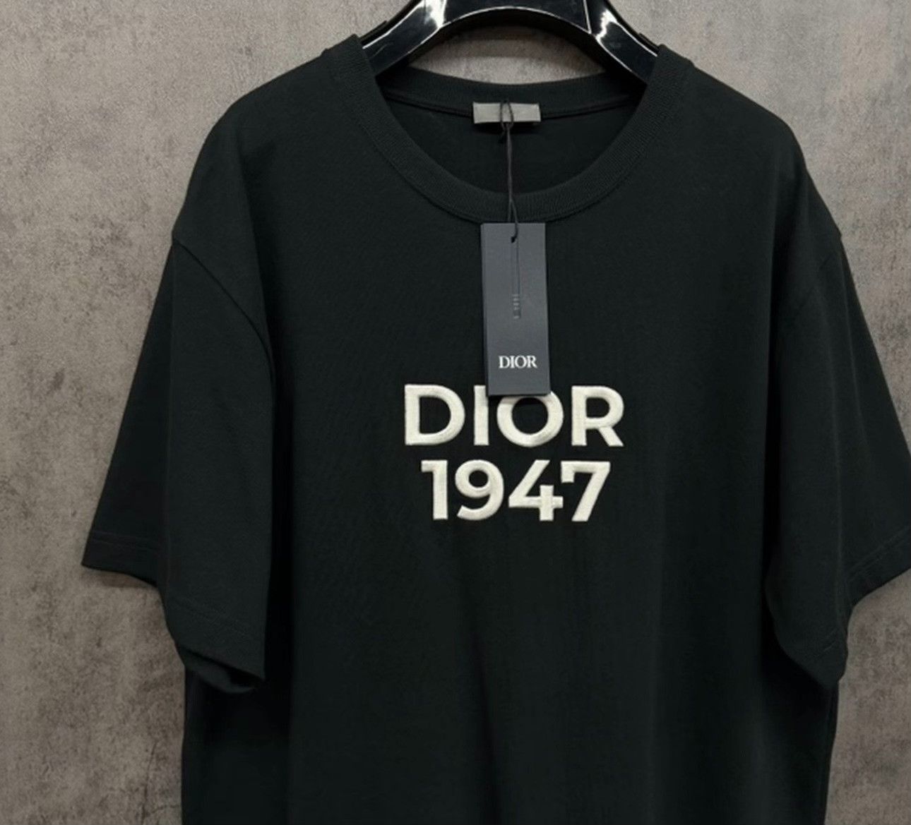 Dior Dior 1947 Embroidered Logo T-Shirt Size L Size US L / EU 52-54 / 3 - 3 Thumbnail