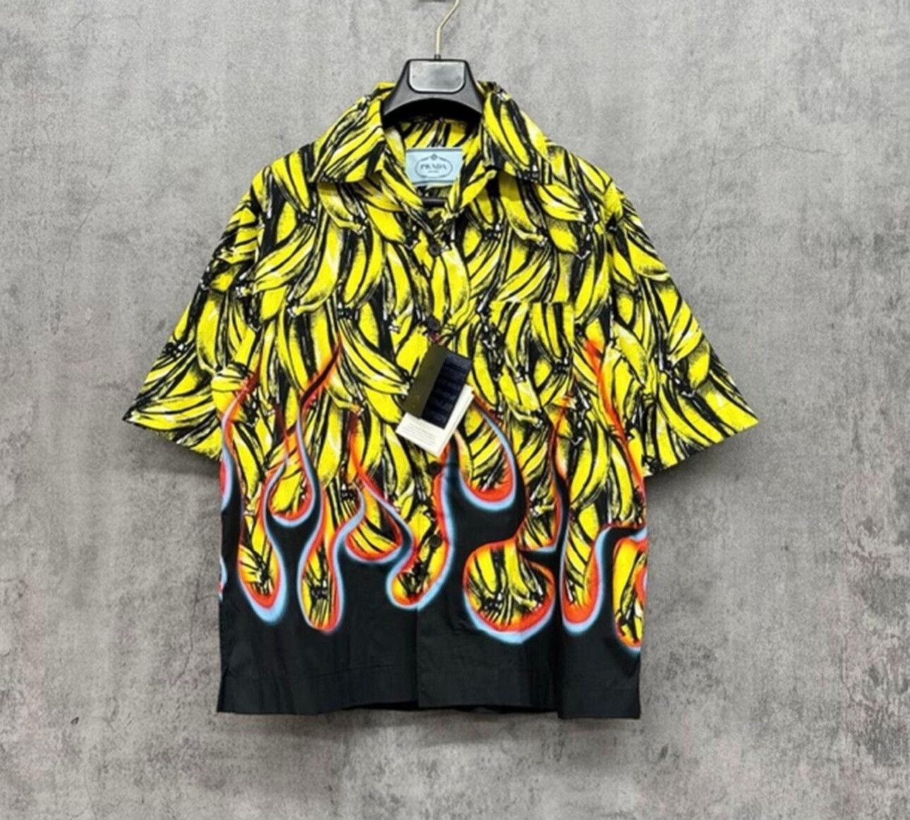 Prada Prada Banana Flame Print Short Sleeve Shirt XS Size US XS / EU 42 / 0 - 2 Thumbnail