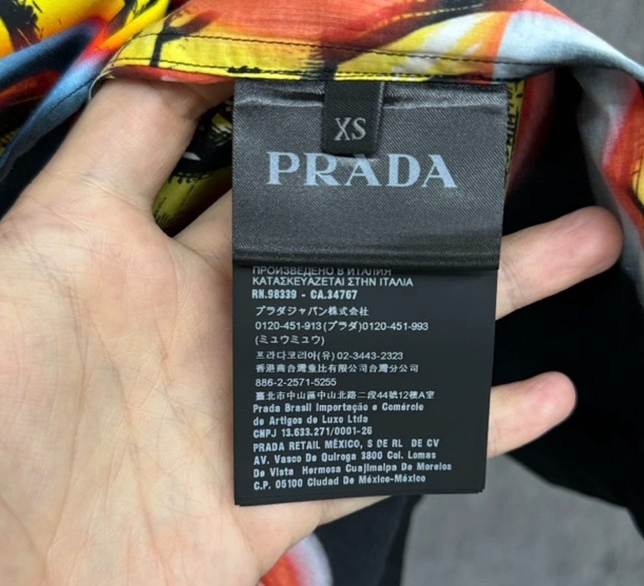 Prada Prada Banana Flame Print Short Sleeve Shirt XS Size US XS / EU 42 / 0 - 5 Thumbnail