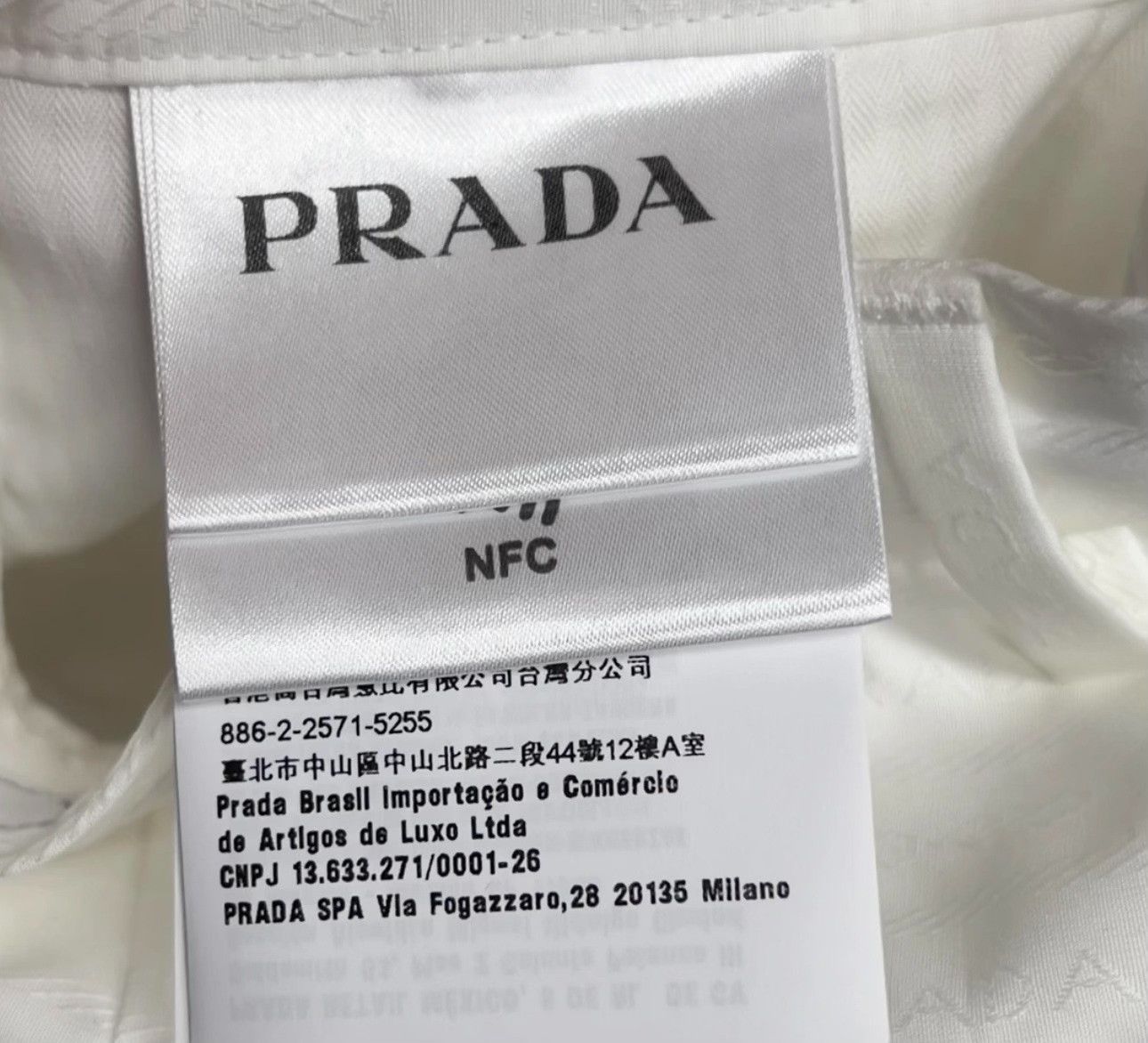 Prada Prada All-Over Logo Embroidered Shorts 50 Size US 34 / EU 50 - 5 Thumbnail