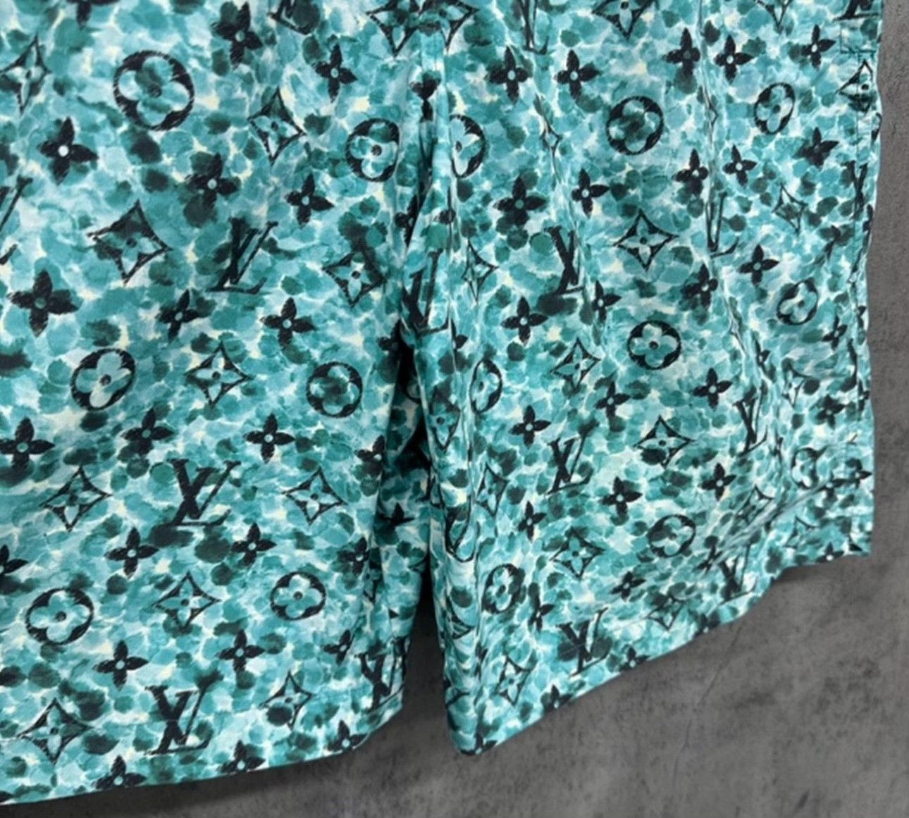 Louis Vuitton Louis Vuitton Monogram Print Shorts US 30 Size US 30 / EU 46 - 4 Thumbnail