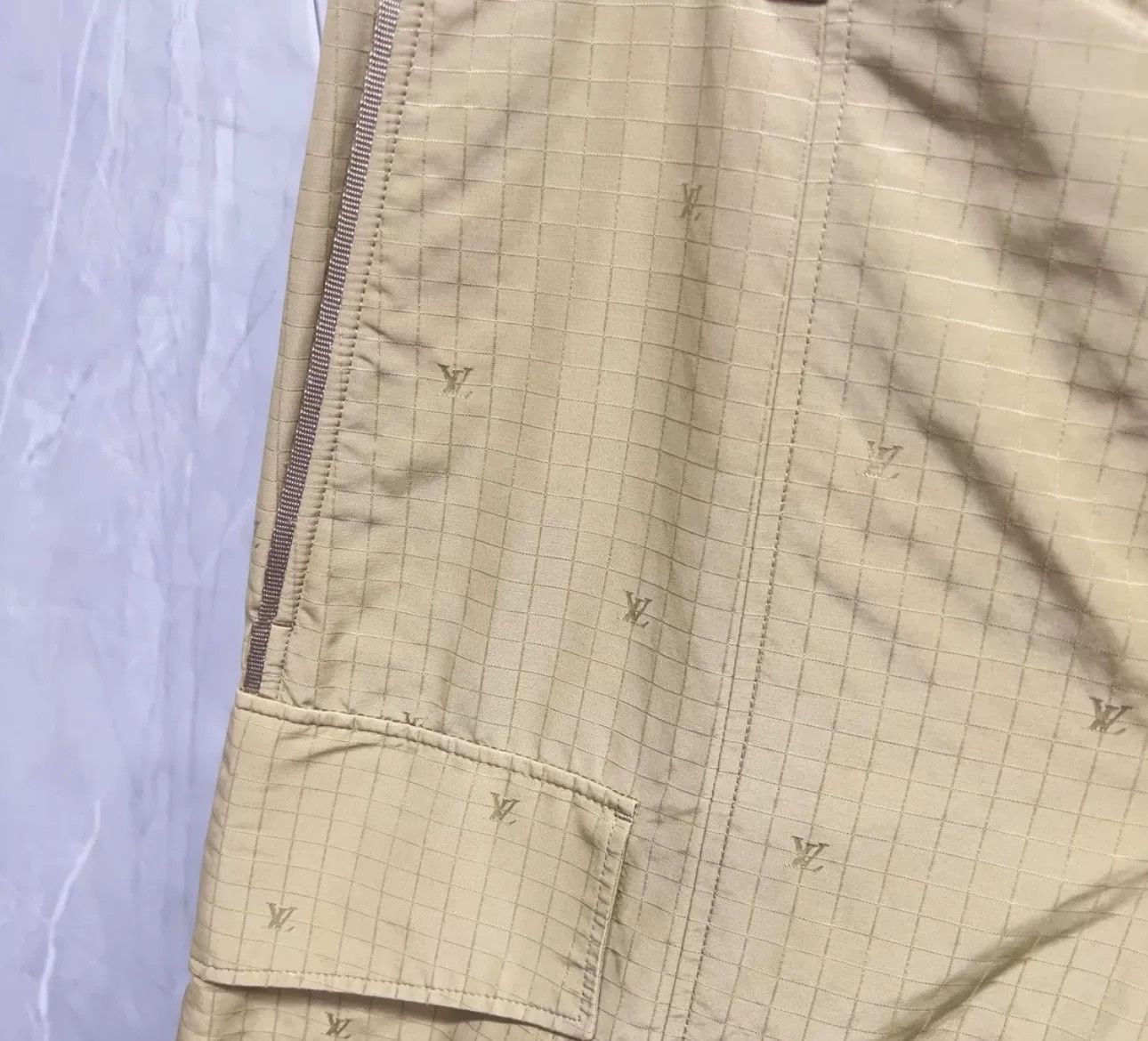 Louis Vuitton Louis Vuitton Monogram Grid Cargo Shorts Size 50 Size US 34 / EU 50 - 3 Thumbnail