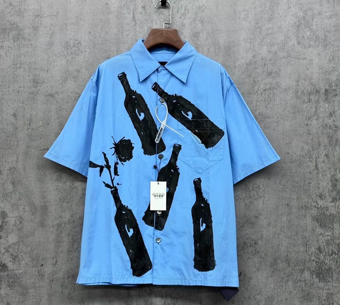 Prada Prada Bottle Print Short Sleeve Shirt M Size US M / EU 48-50 / 2 - 2 Thumbnail