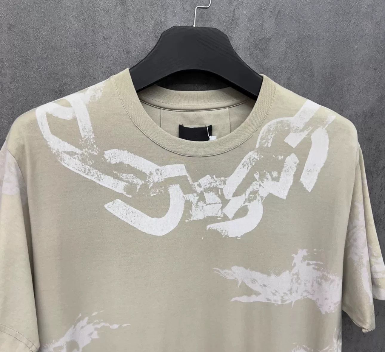 Givenchy Givenchy 4G Padlock Chain Print T-Shirt XS Size US XS / EU 42 / 0 - 5 Thumbnail