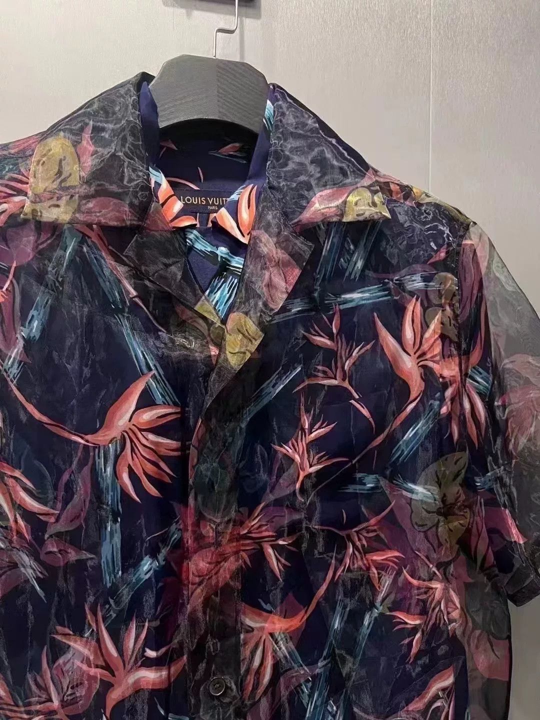Louis Vuitton Louis Vuitton Hawaiian Lilies Bamboo Organza Shirt M Size US M / EU 48-50 / 2 - 3 Thumbnail