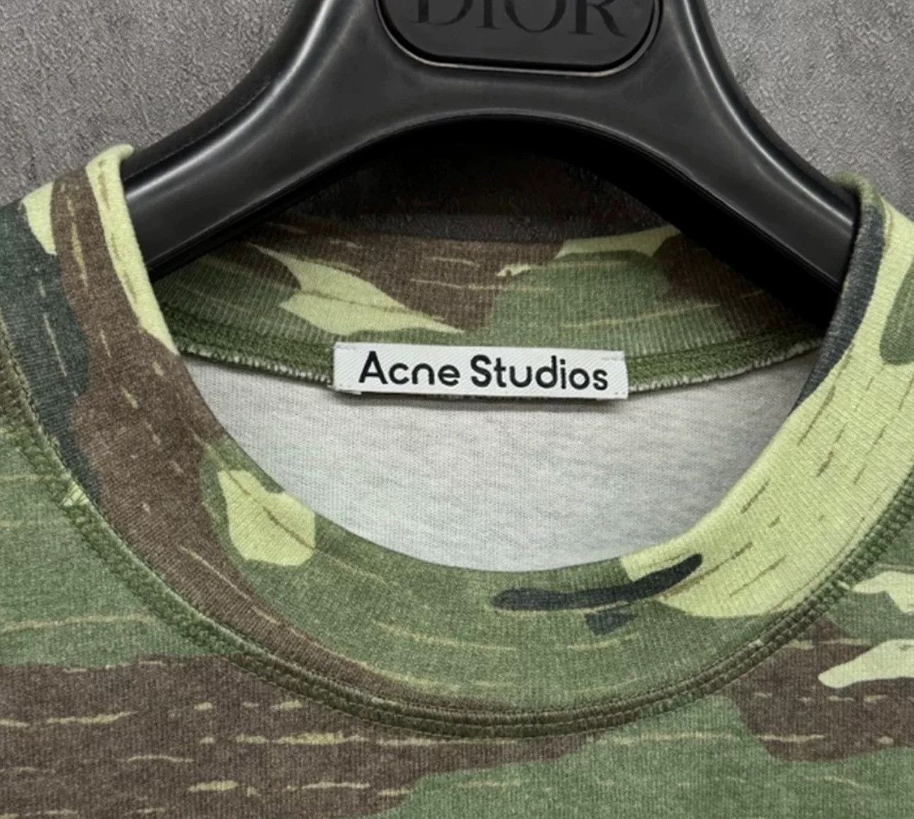 Acne Studios Acne Studios Camo Rhinestone Logo T-Shirt M Size US M / EU 48-50 / 2 - 4 Thumbnail