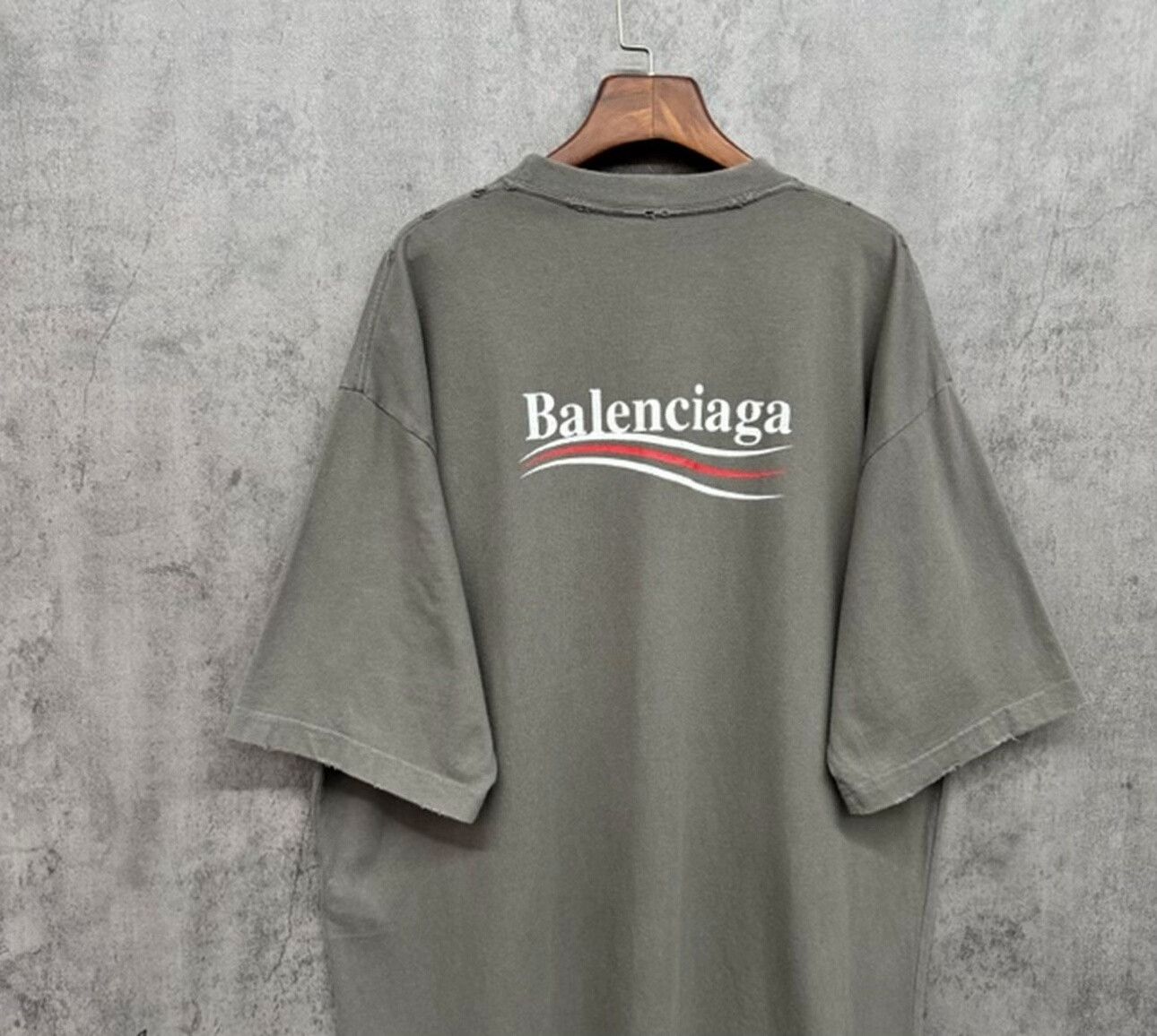 Balenciaga Balenciaga Destroyed Political Logo T-Shirt S Size US S / EU 44-46 / 1 - 5 Thumbnail