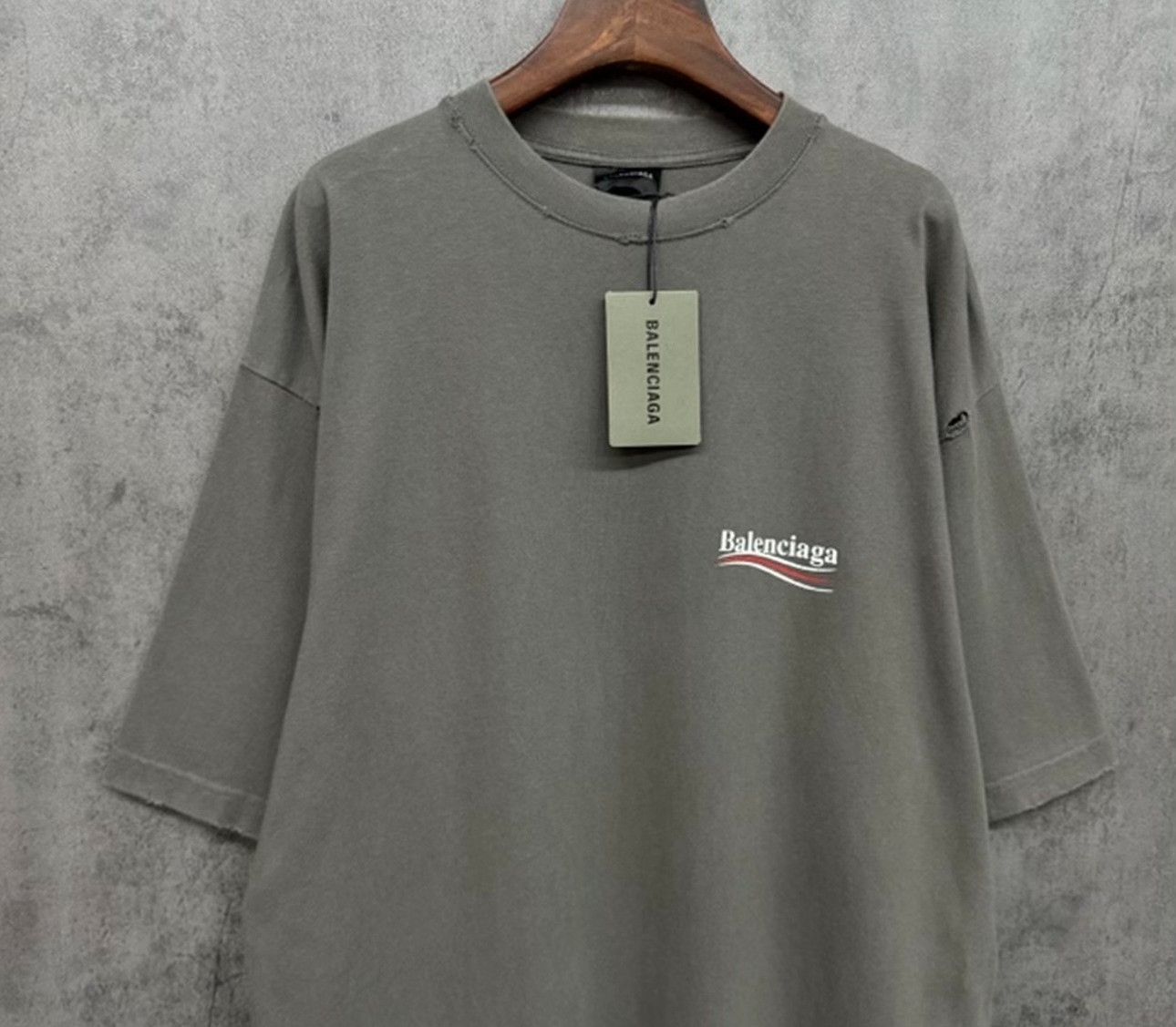 Balenciaga Balenciaga Destroyed Political Logo T-Shirt S Size US S / EU 44-46 / 1 - 4 Thumbnail