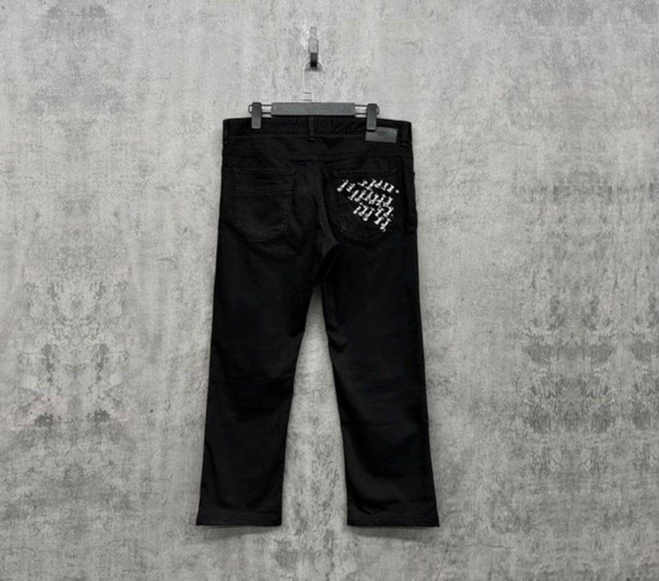 Fendi Fendi Embroidered Script Black Denim Jeans 35 Size US 35 - 2 Thumbnail