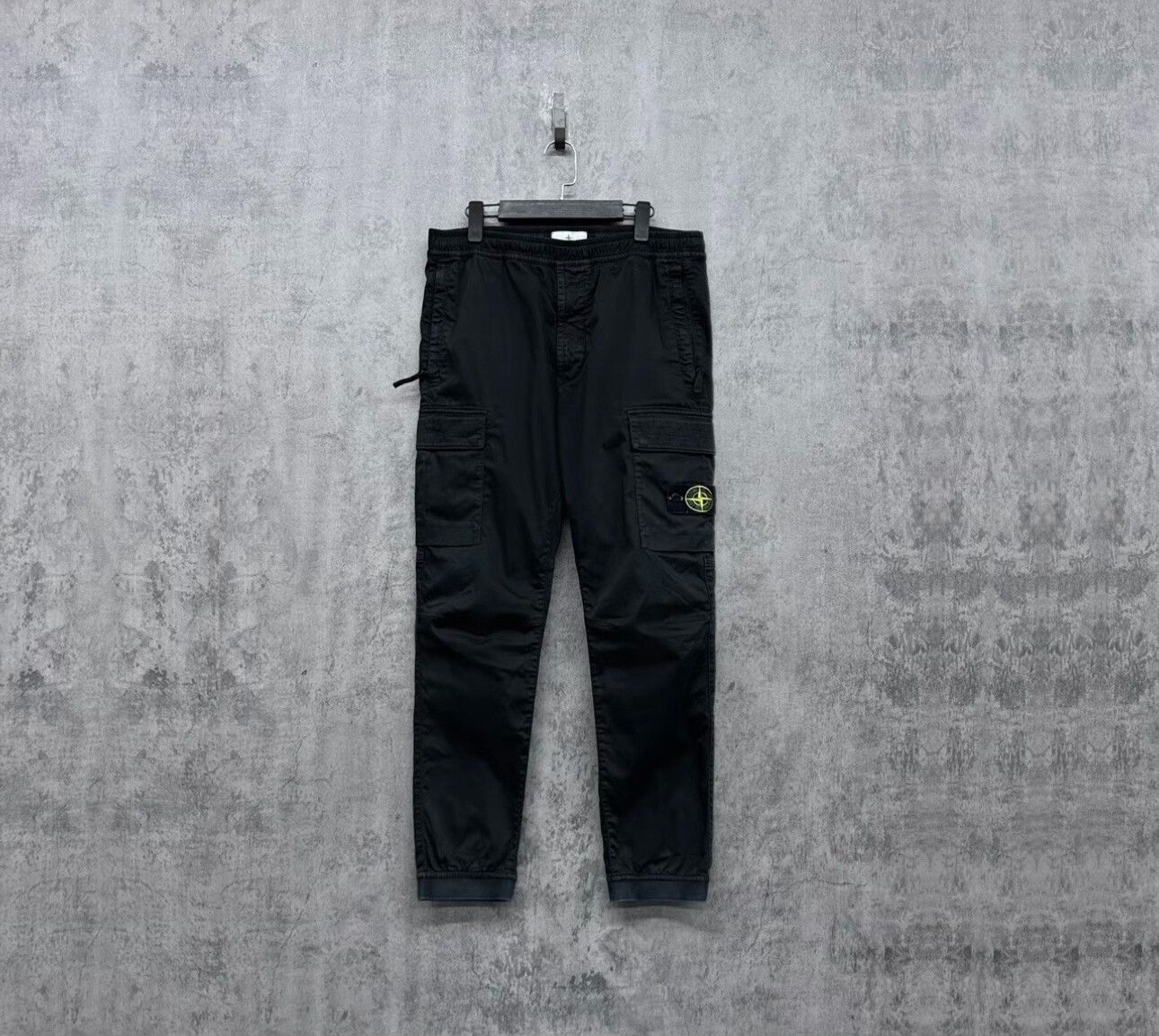 Stone Island Stone Island Compass Patch Cargo Pants 32 Size US 32 / EU 48 - 2 Thumbnail