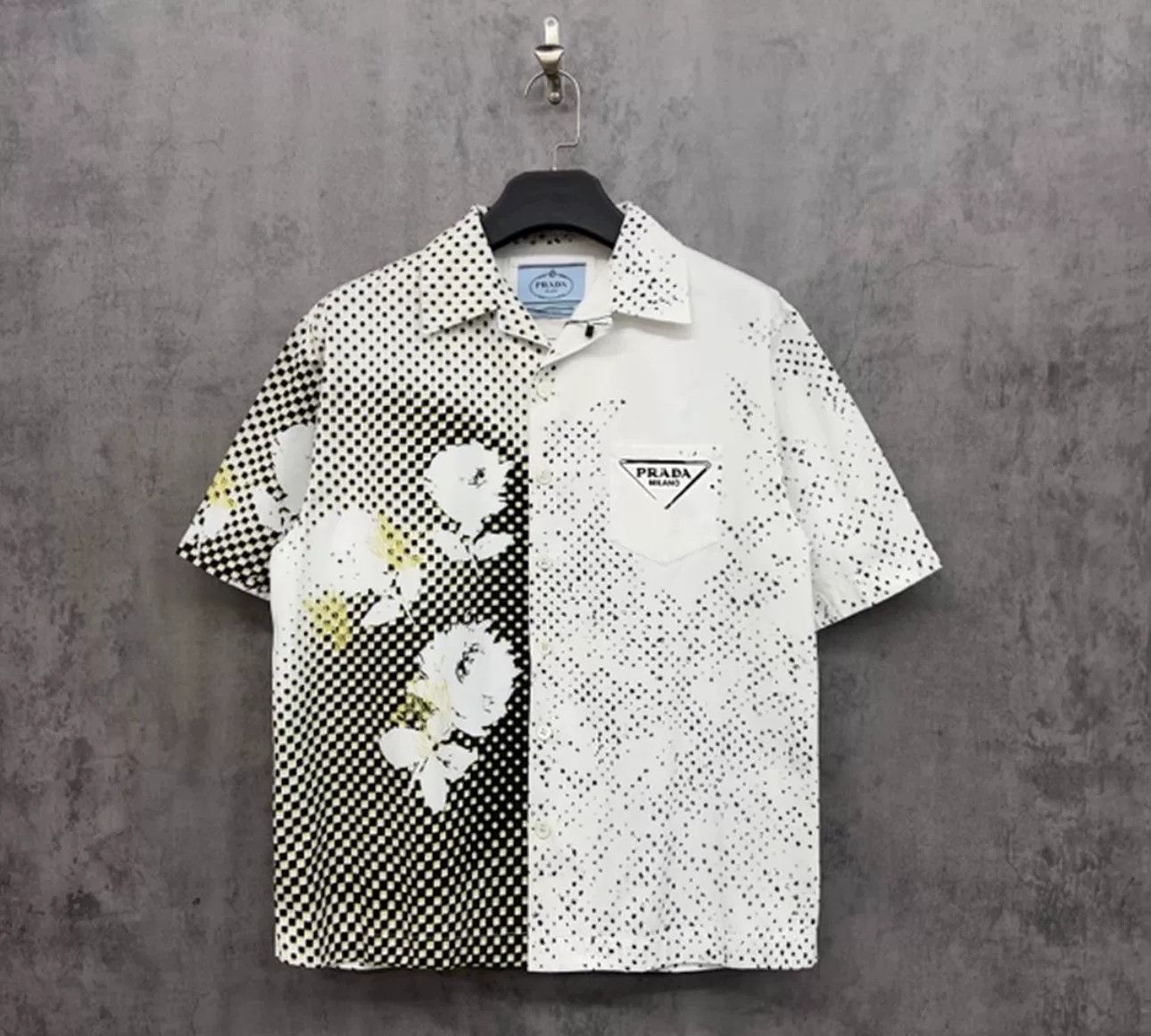 Prada Prada Double Match Printed Shirt Size L Size US L / EU 52-54 / 3 - 2 Thumbnail
