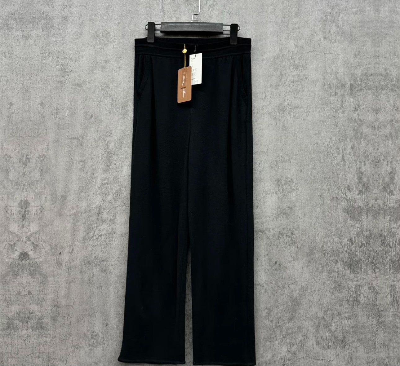 Loro Piana Loro Piana The Gift of Kings Casual Pants US M Size US 32 / EU 48 - 2 Thumbnail